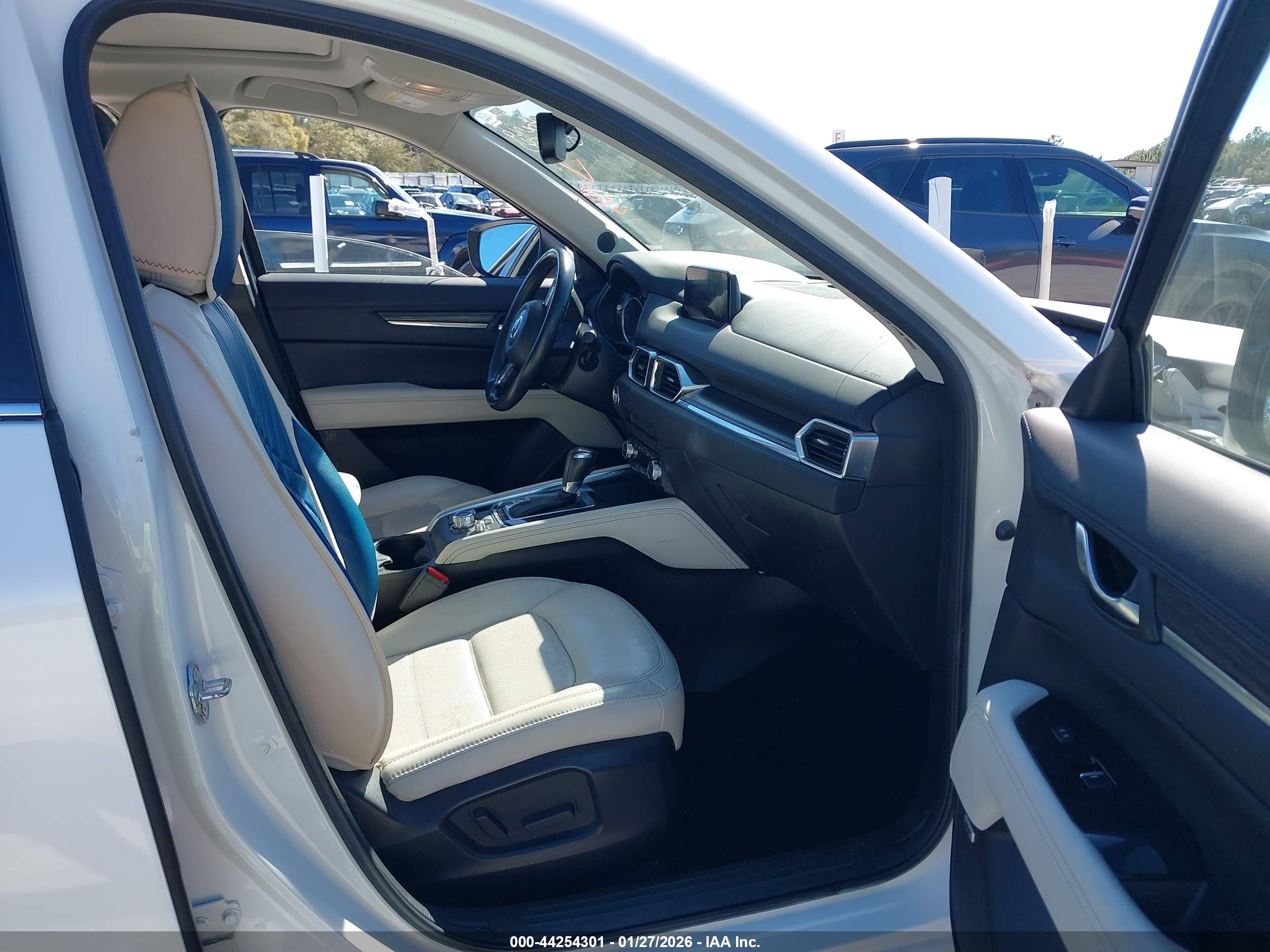 MAZDA CX-5 image 5