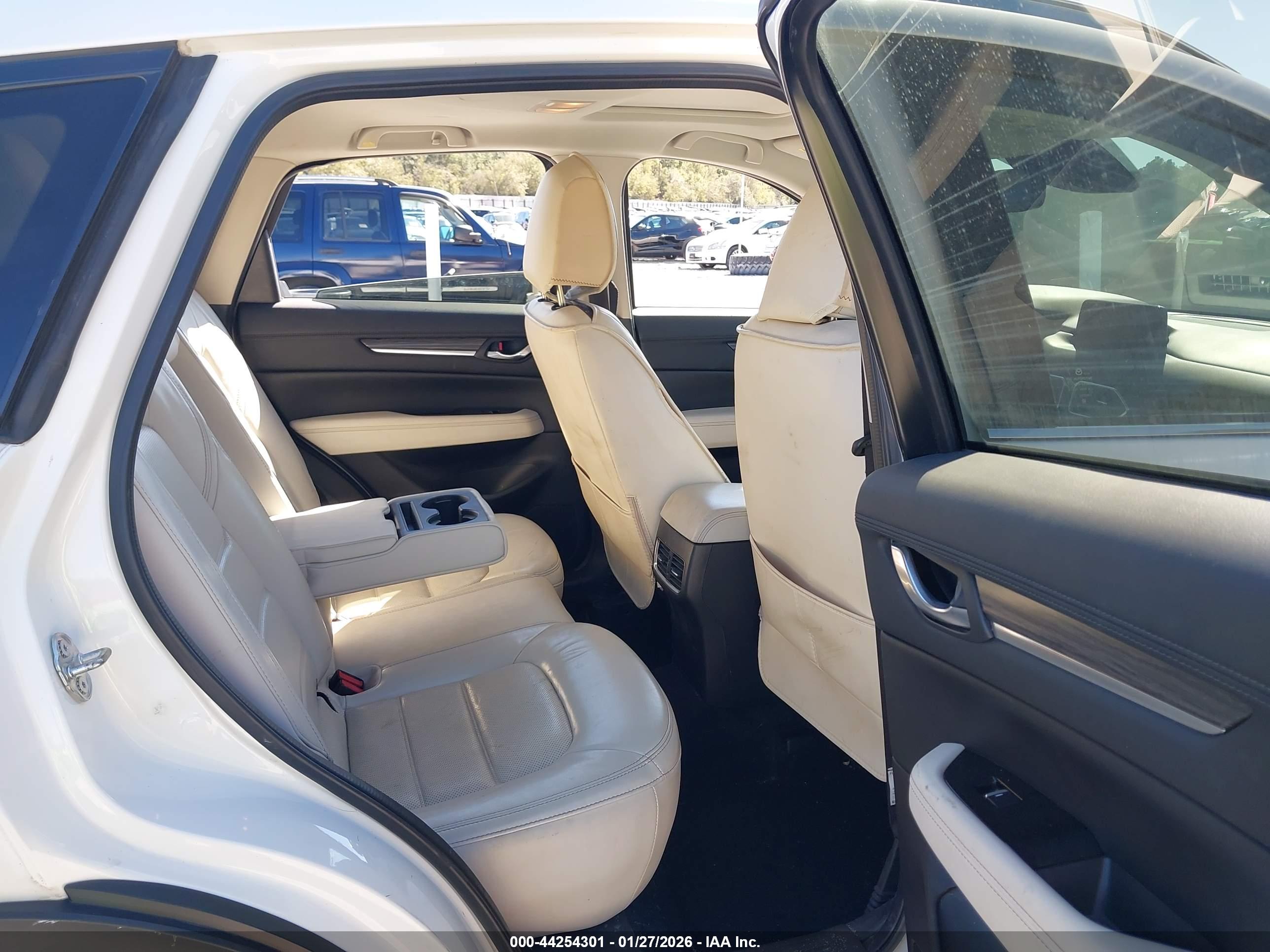 MAZDA CX-5 image 8