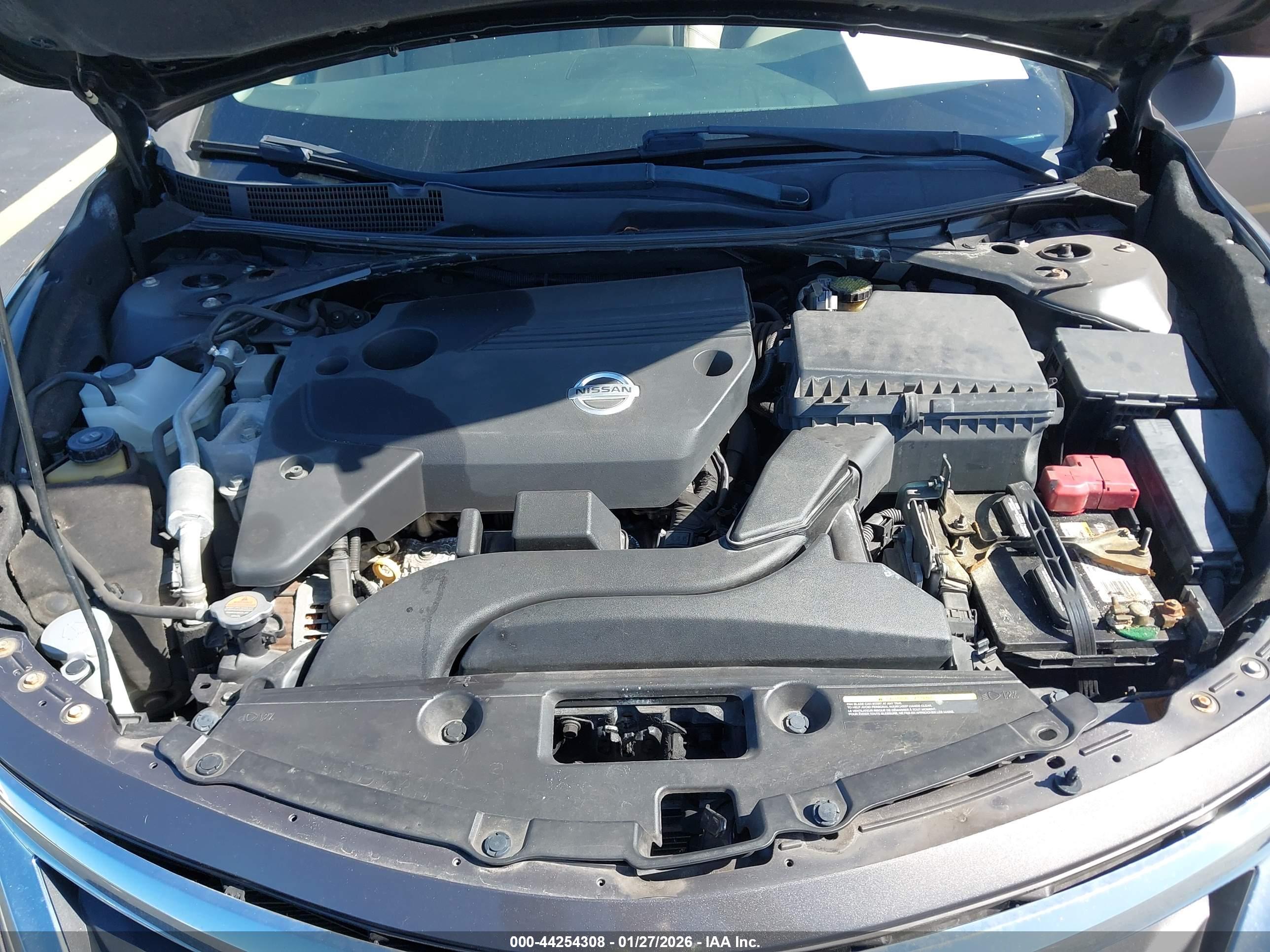 NISSAN ALTIMA image 10