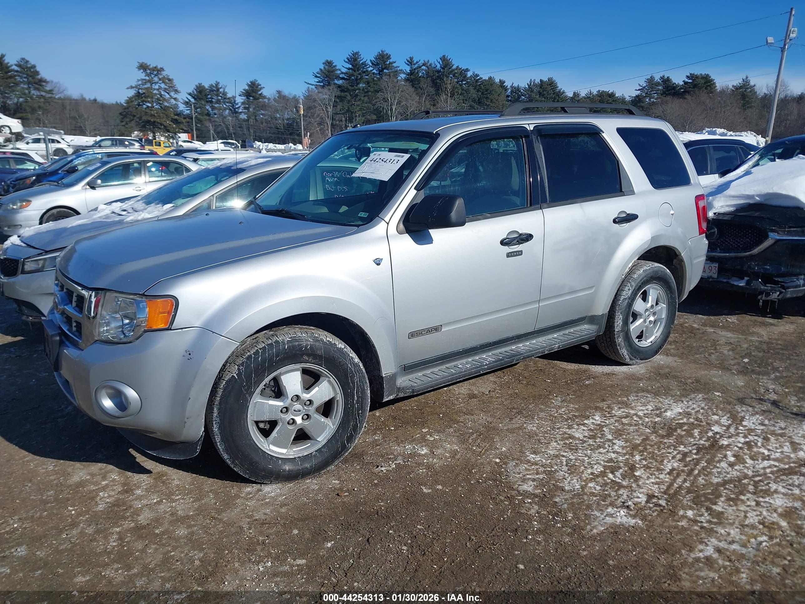 FORD ESCAPE image 2