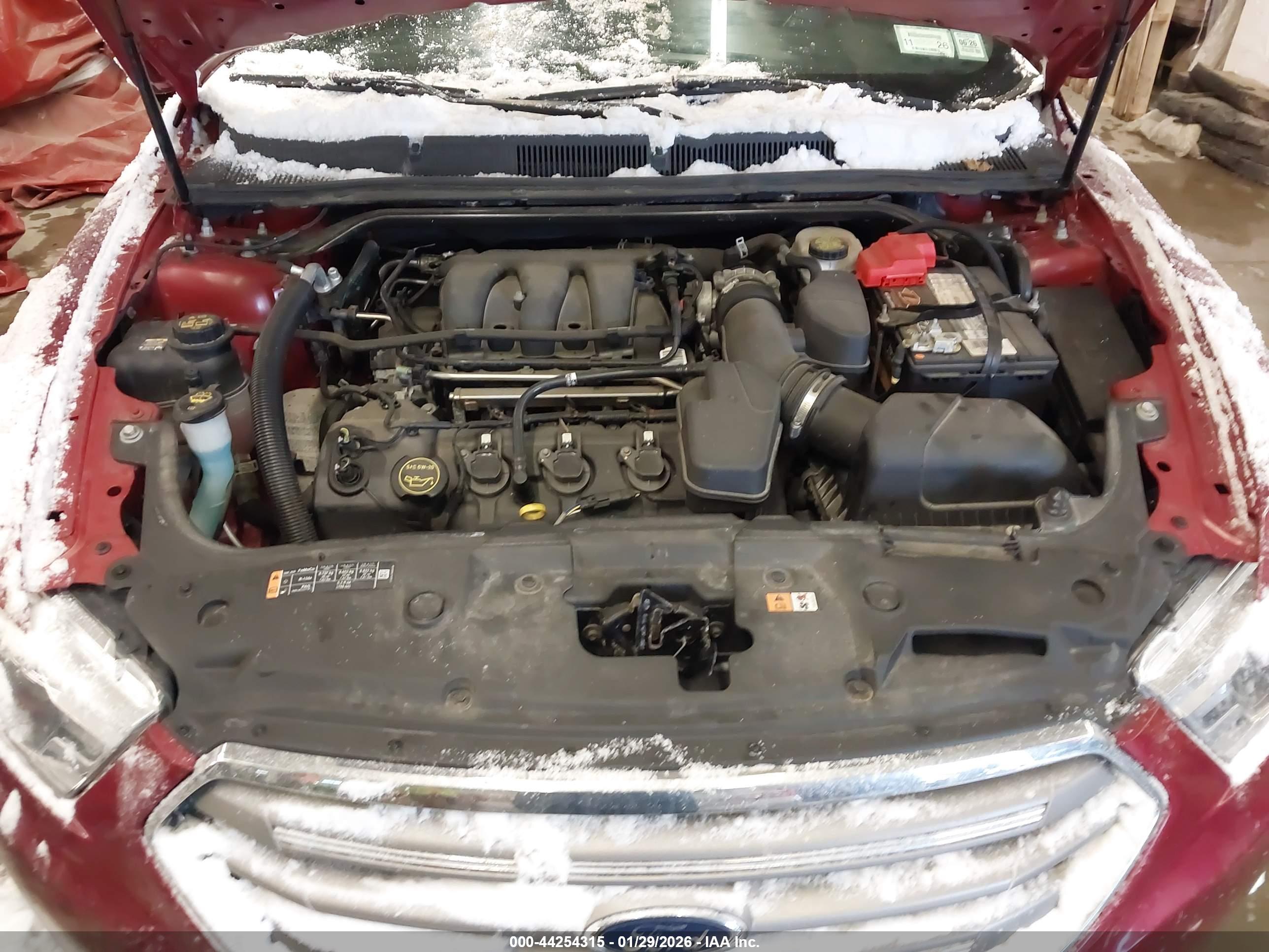 FORD TAURUS image 10