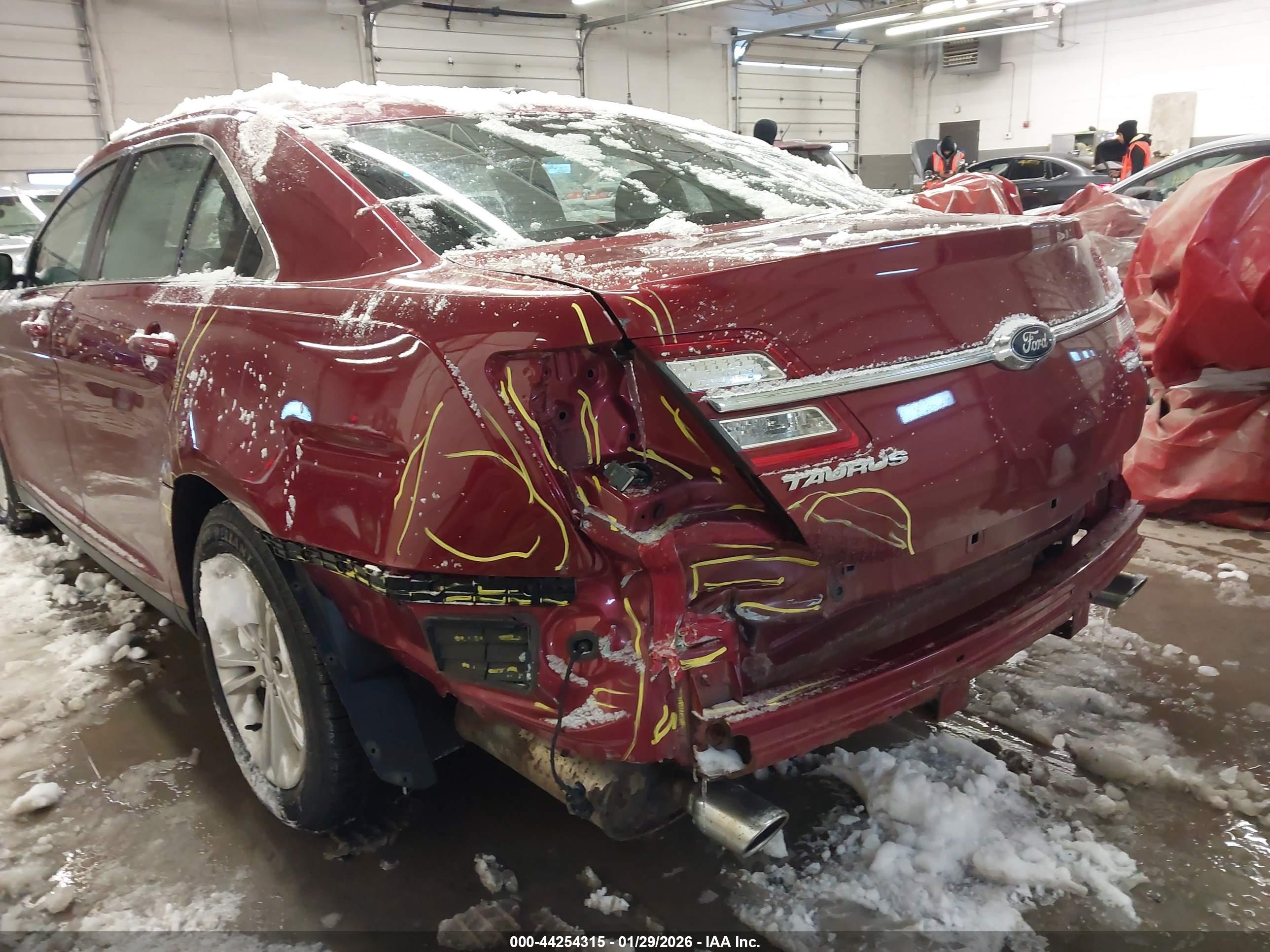 FORD TAURUS image 6
