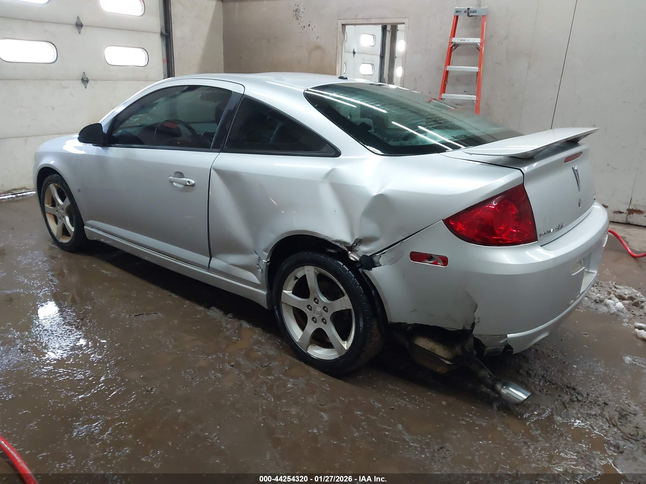 PONTIAC G5 image 3