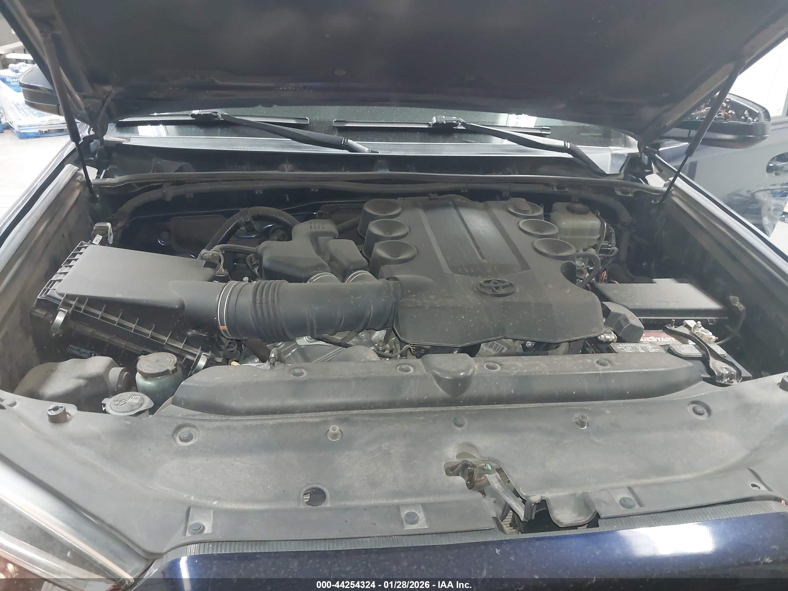 TOYOTA 4RUNNER image 10