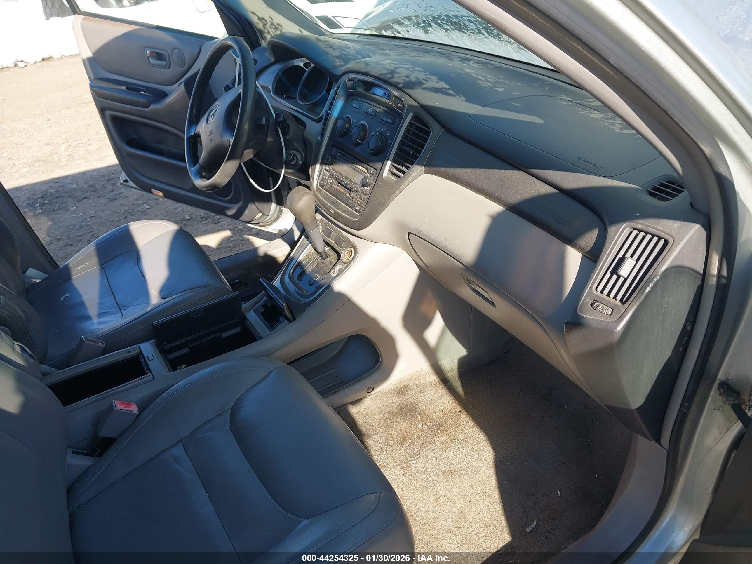 TOYOTA HIGHLANDER image 5