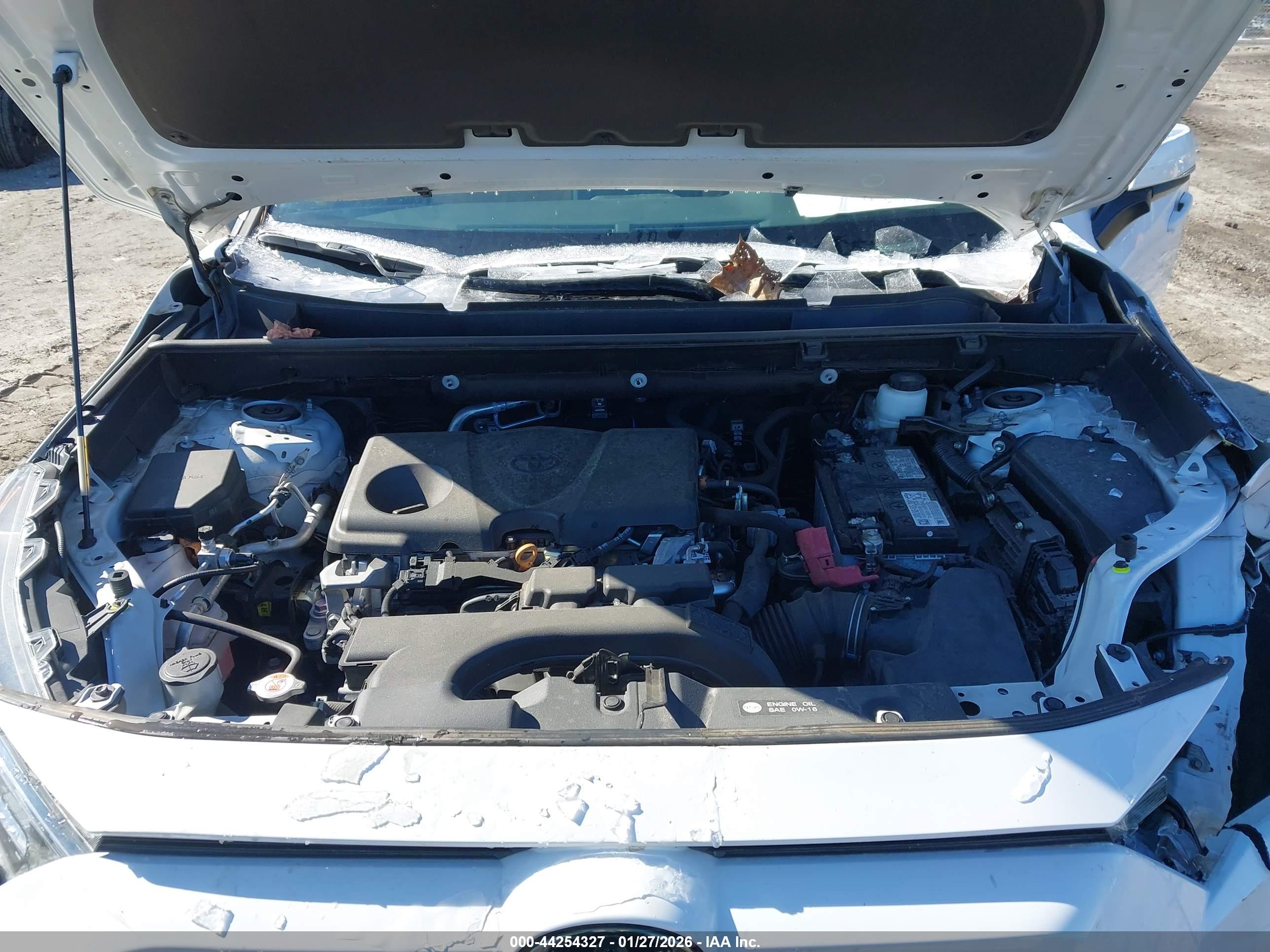 TOYOTA RAV4 image 10