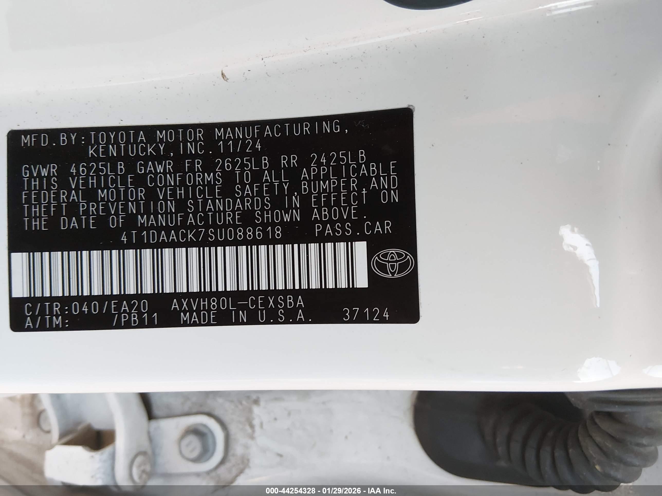 TOYOTA CAMRY image 9