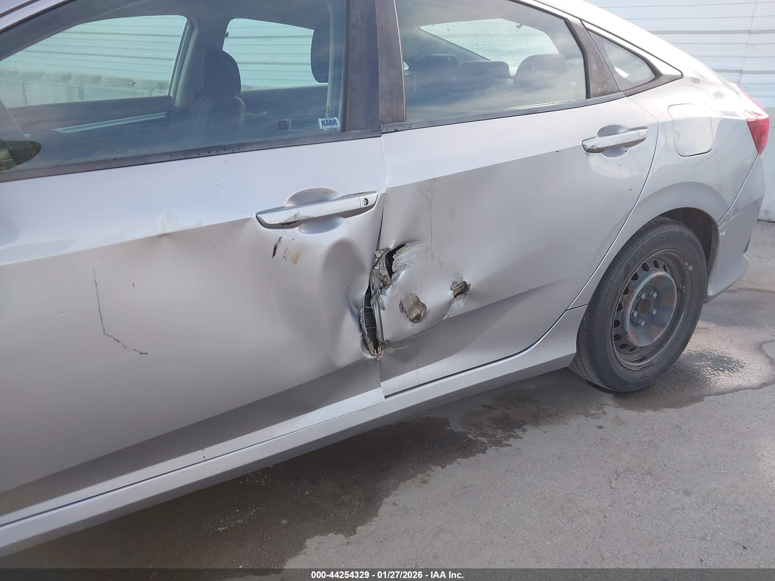 HONDA CIVIC image 6