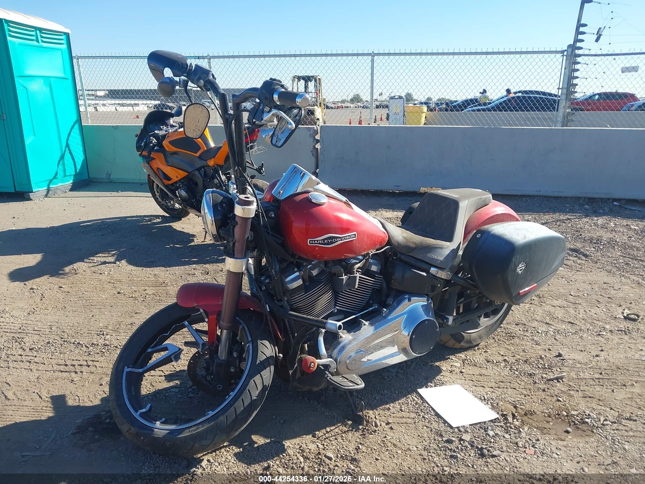 HARLEY-DAVIDSON FLSB image 2