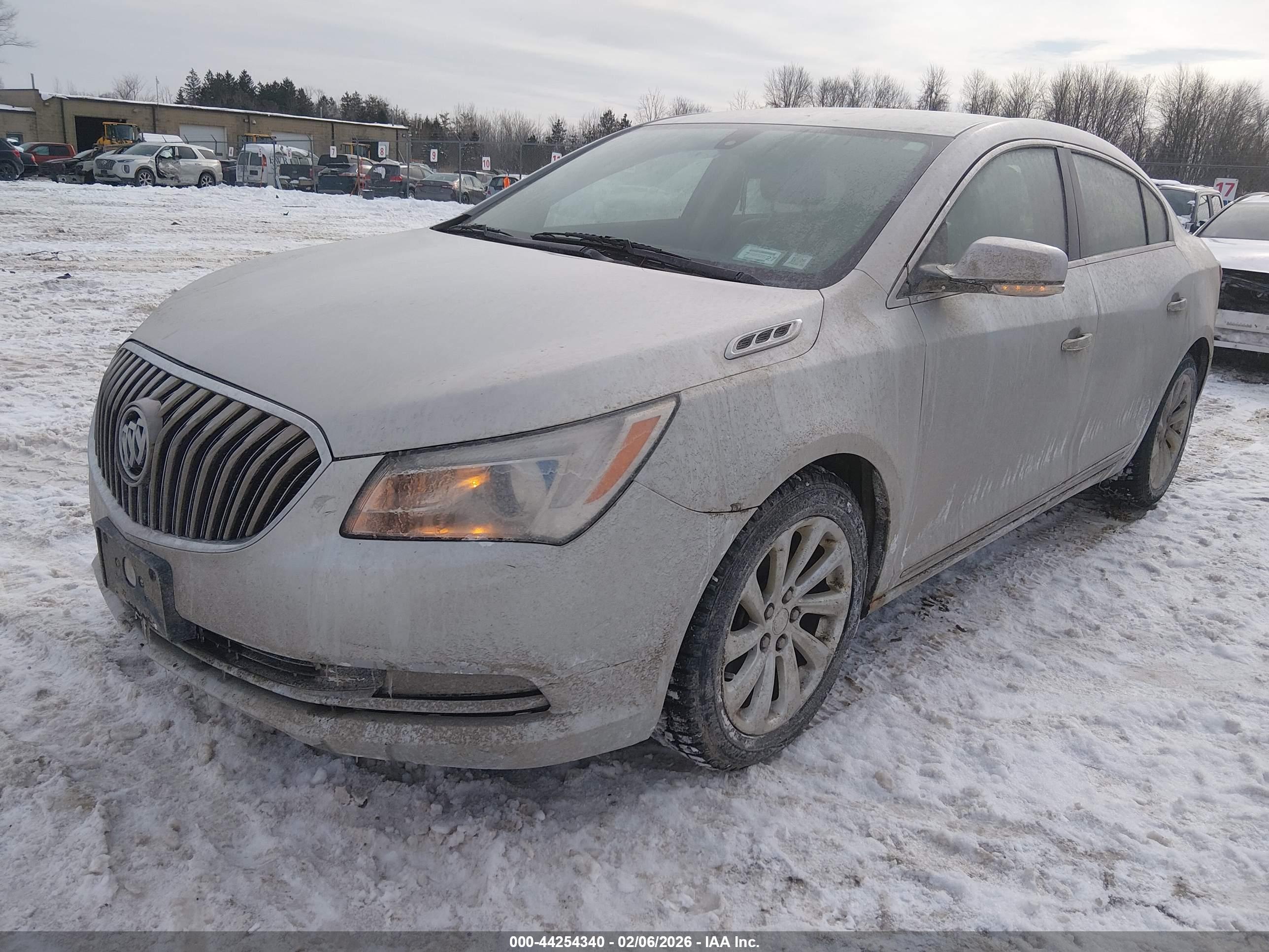 BUICK LACROSSE image 2