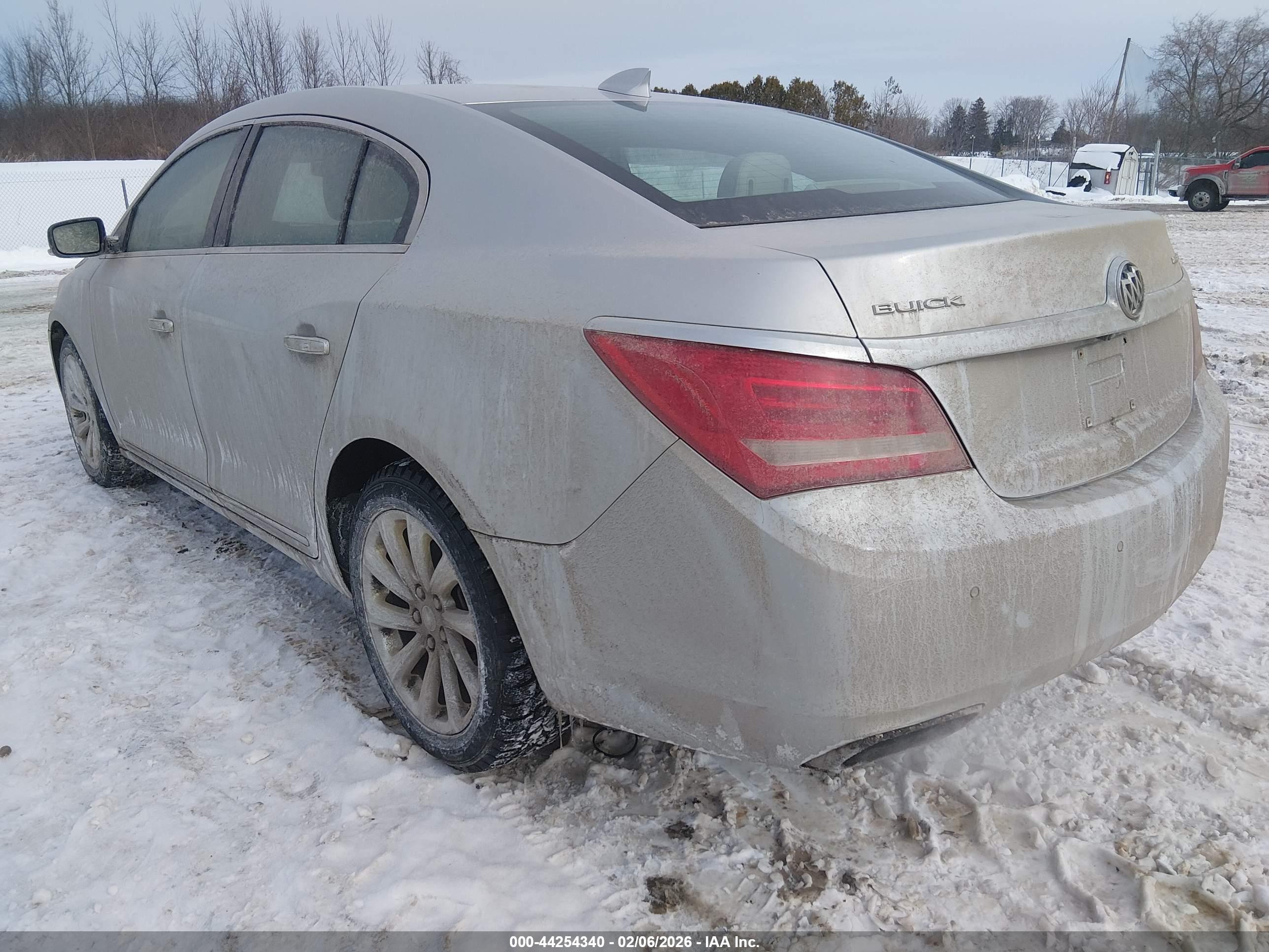 BUICK LACROSSE image 3