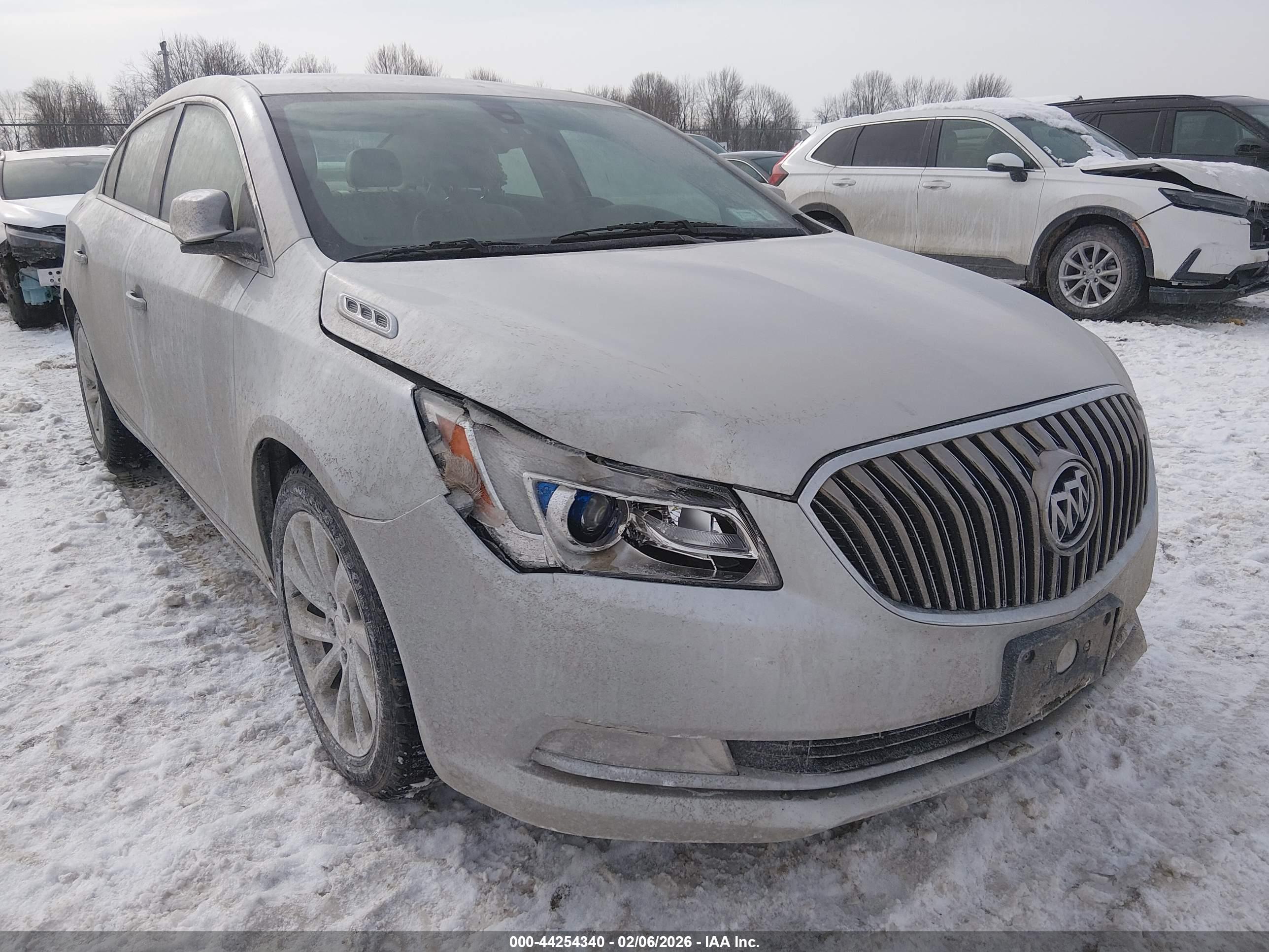 BUICK LACROSSE image 6