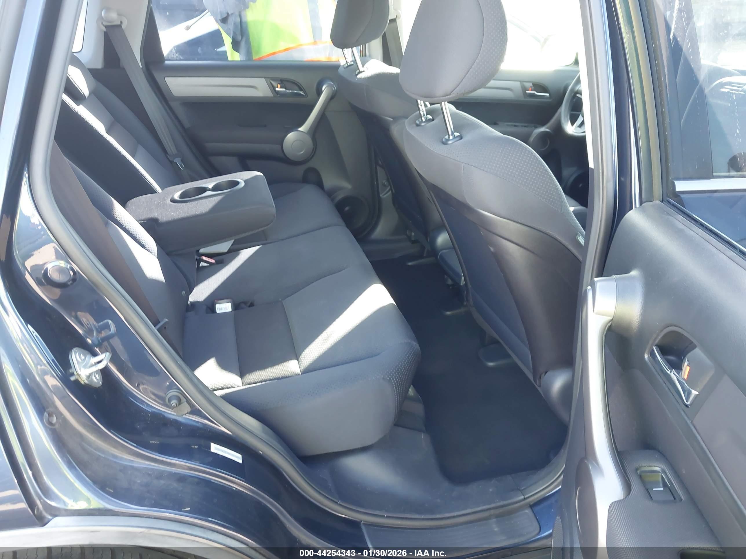 HONDA CR-V image 8
