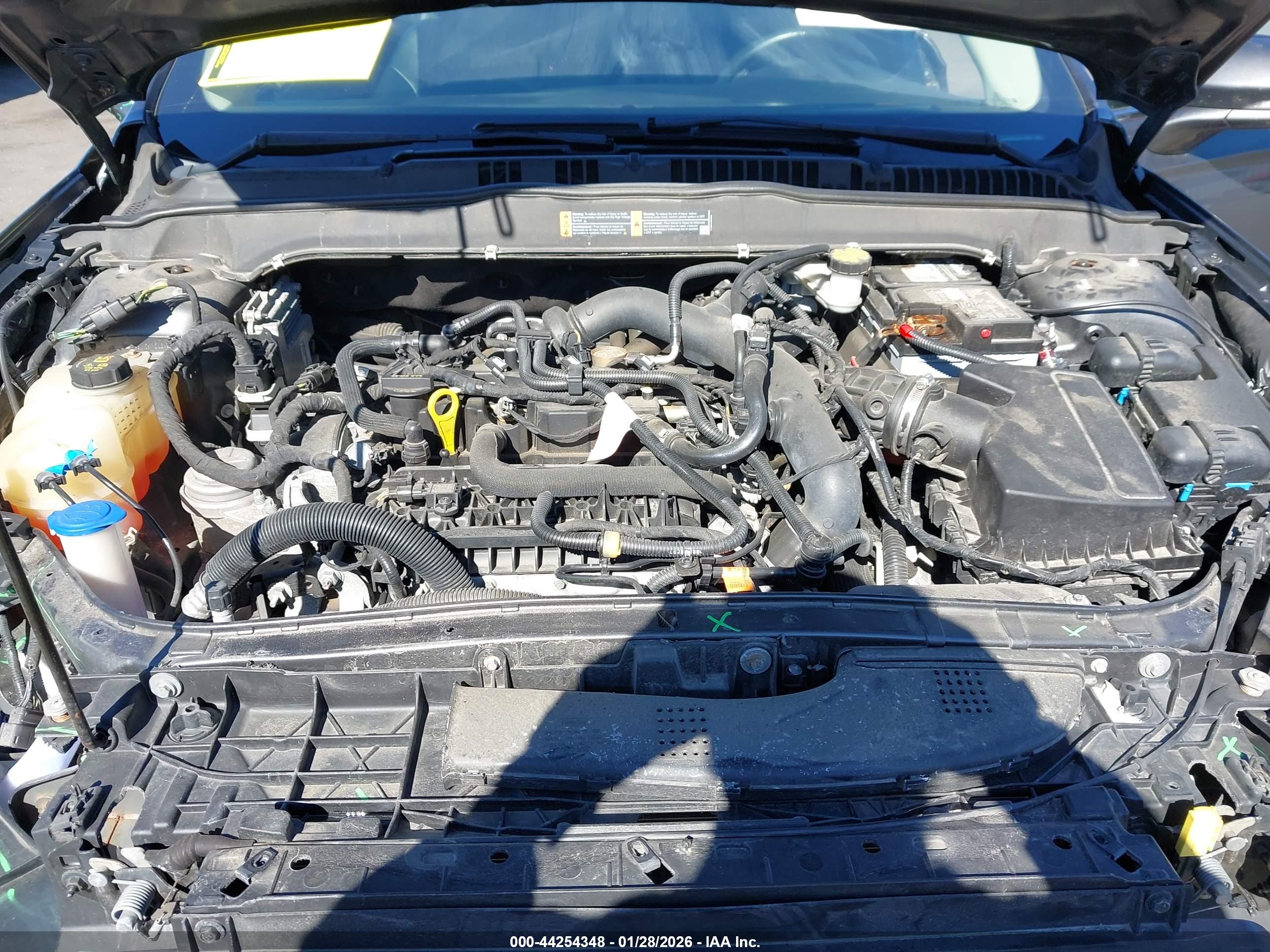 FORD FUSION image 10