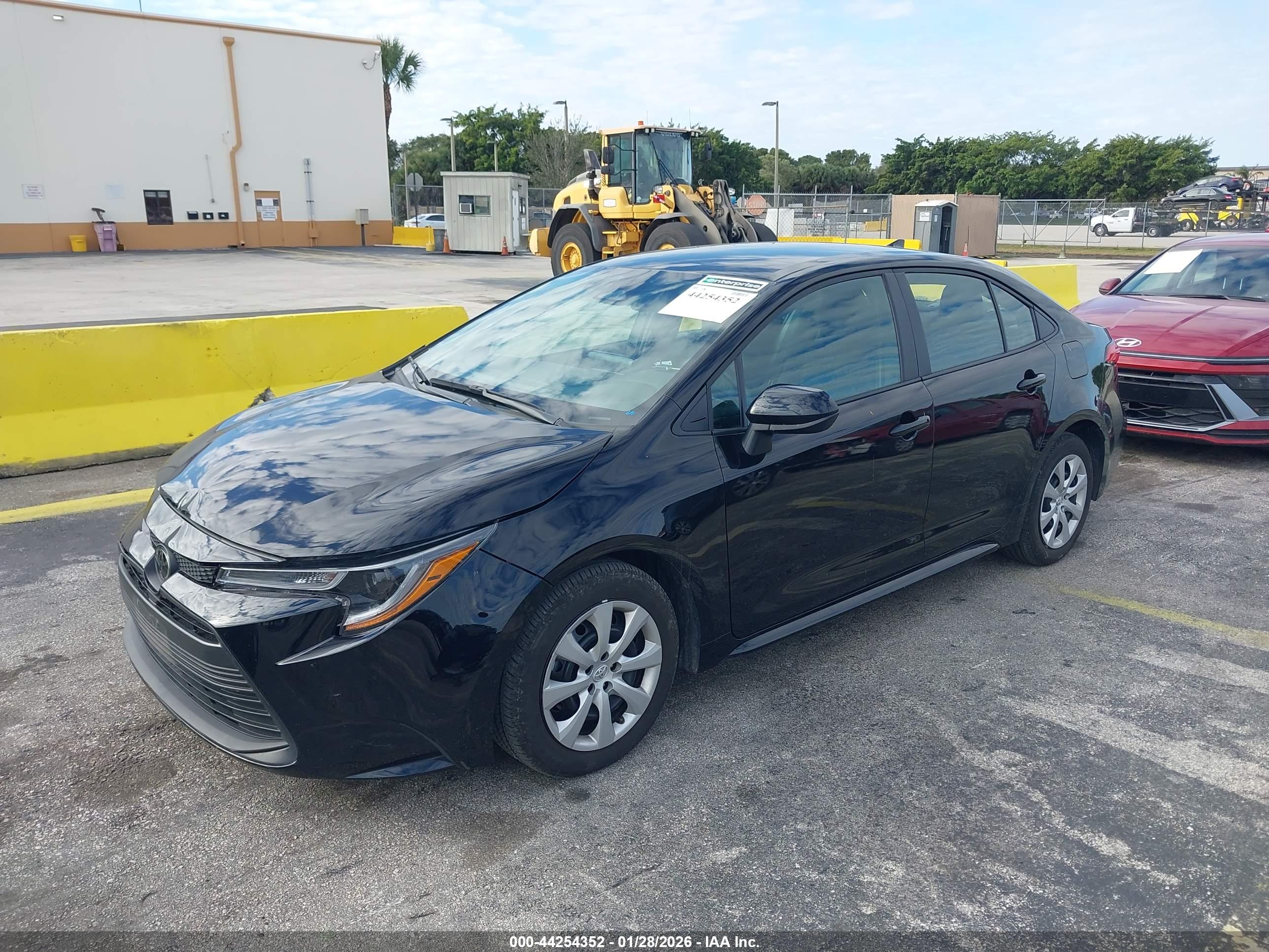 TOYOTA COROLLA image 2
