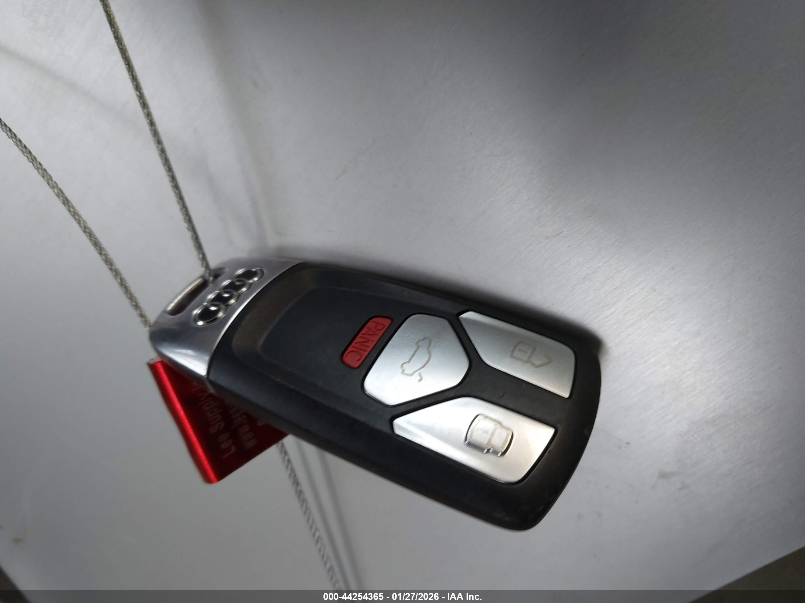 AUDI Q7 image 11