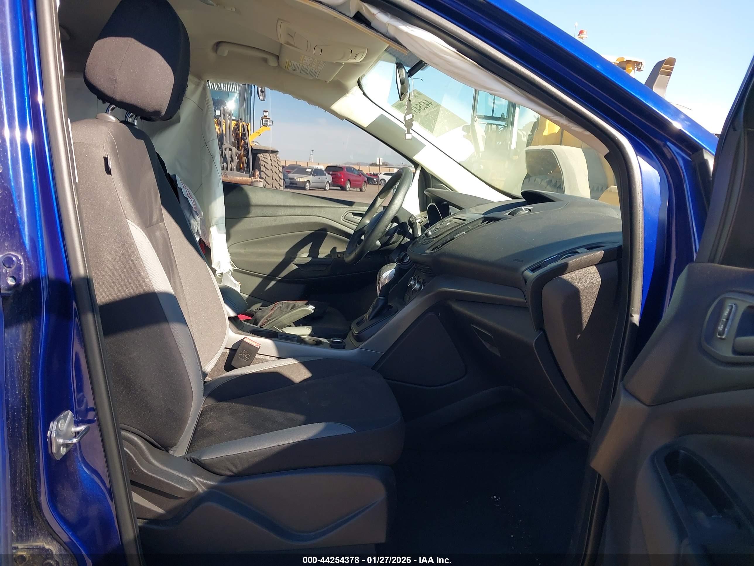 FORD ESCAPE image 5