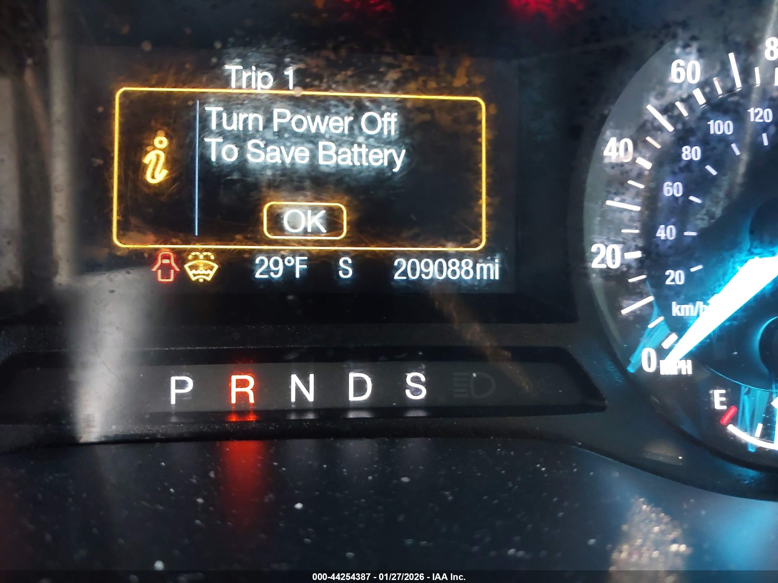 FORD FUSION image 7