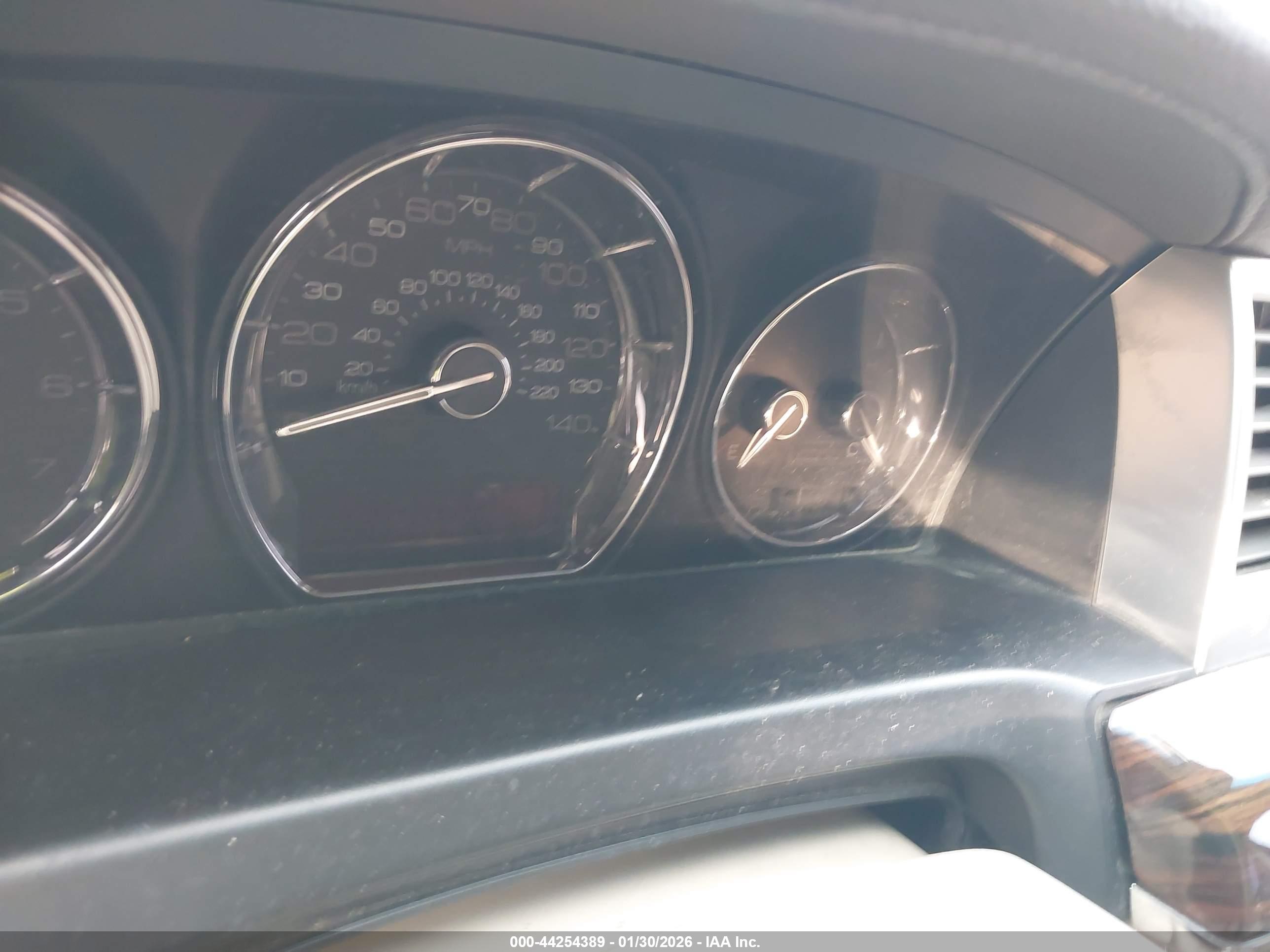 LINCOLN MKS image 7