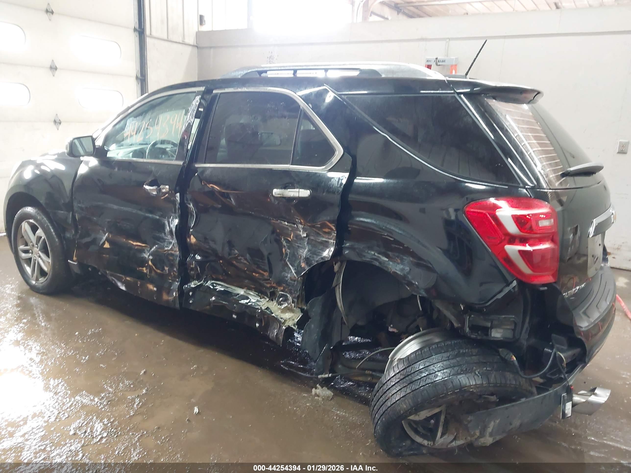 CHEVROLET EQUINOX image 6