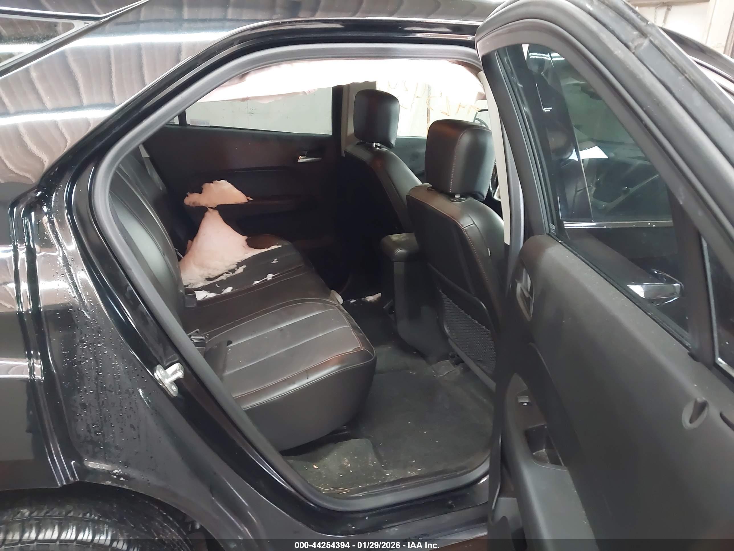 CHEVROLET EQUINOX image 8