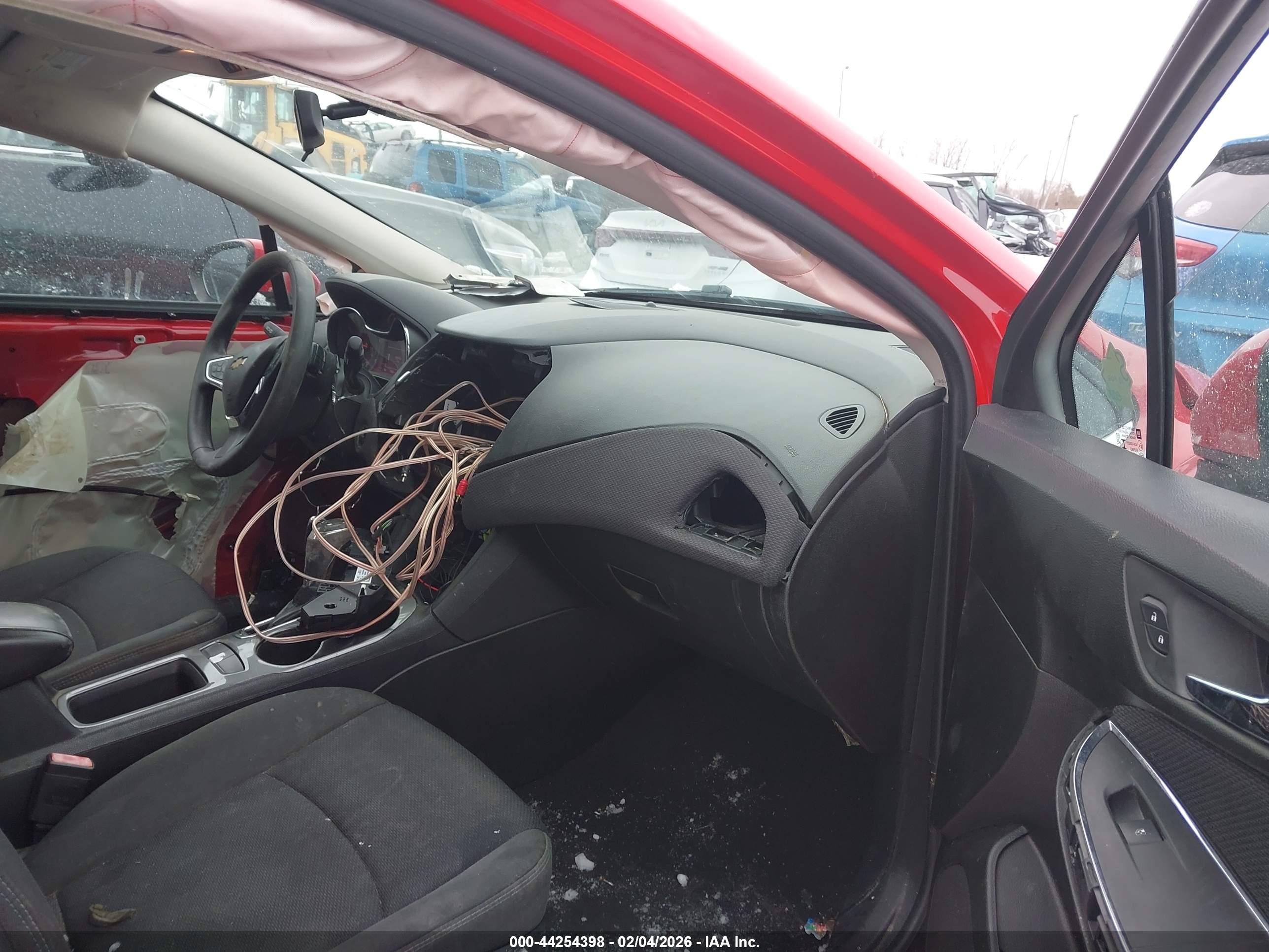 CHEVROLET CRUZE image 5