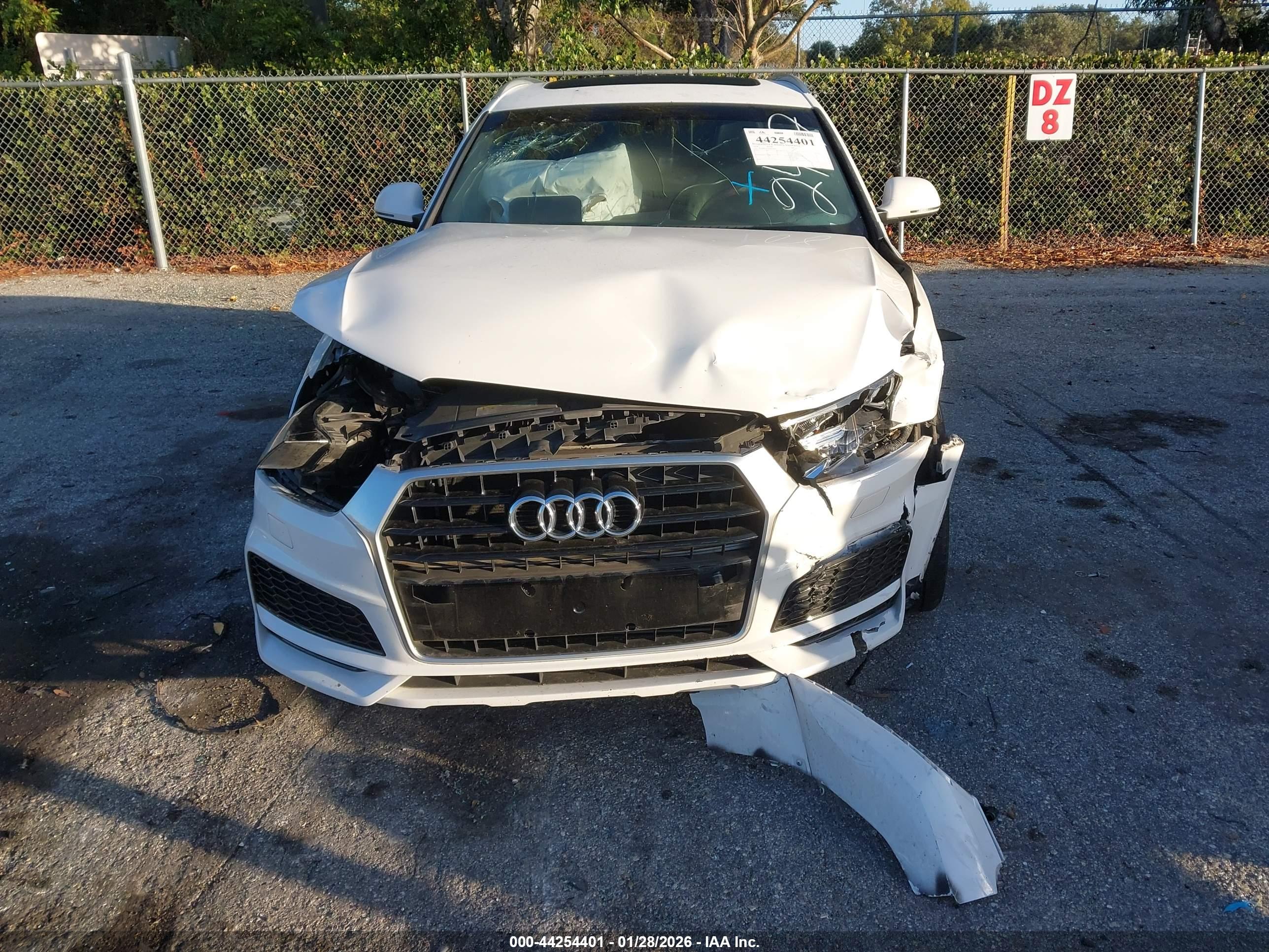 AUDI Q3 image 6