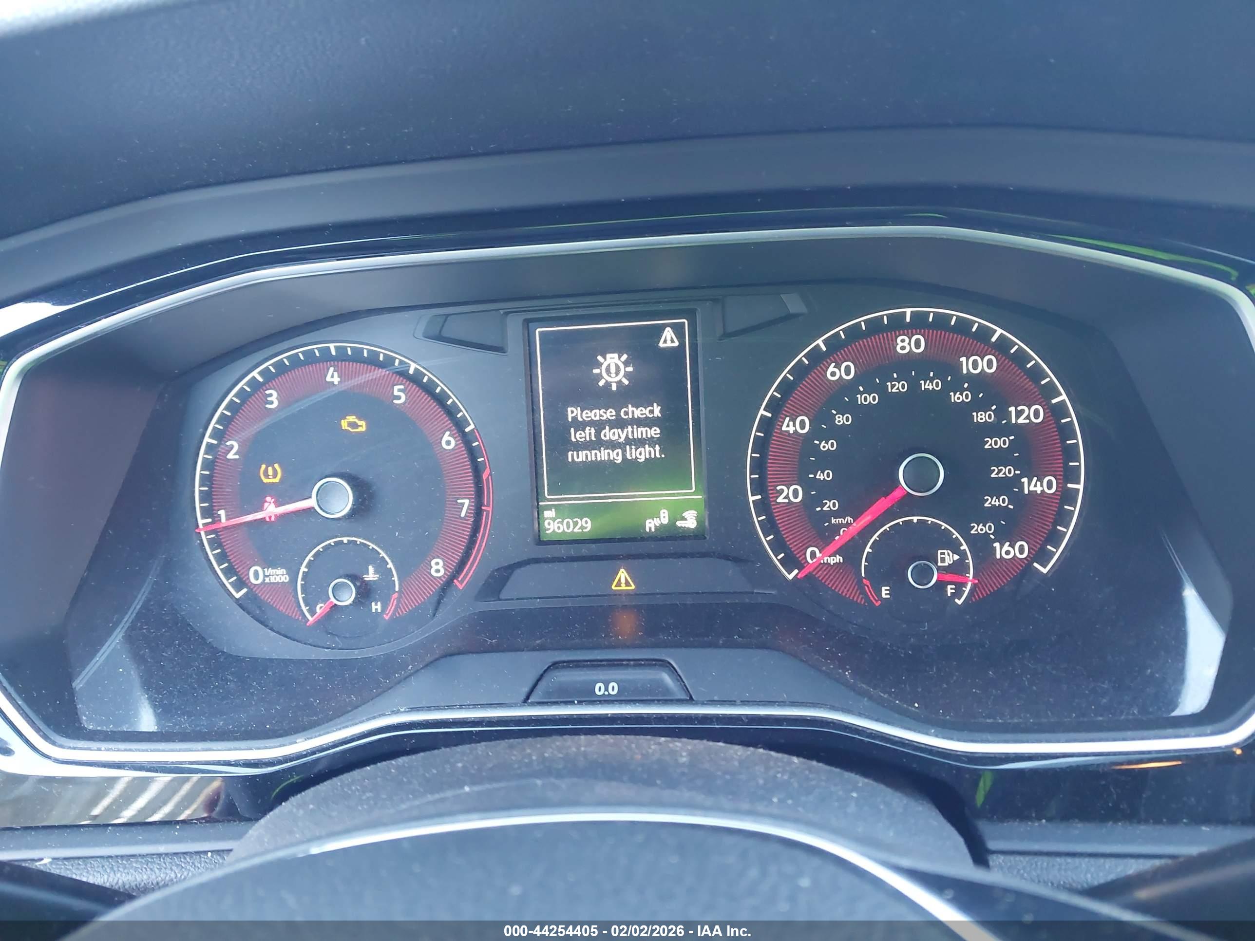 VOLKSWAGEN JETTA image 7