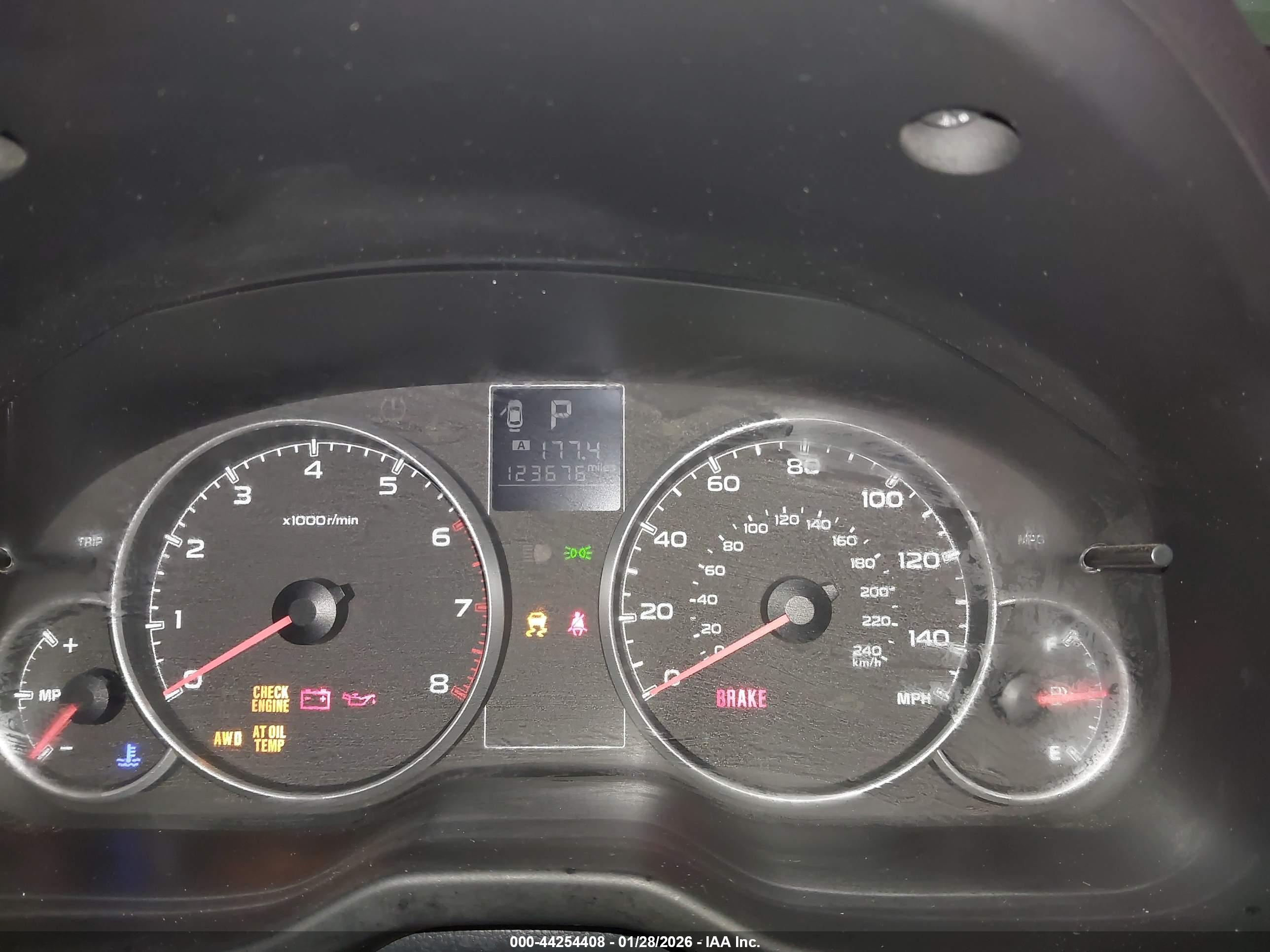 SUBARU OUTBACK image 7