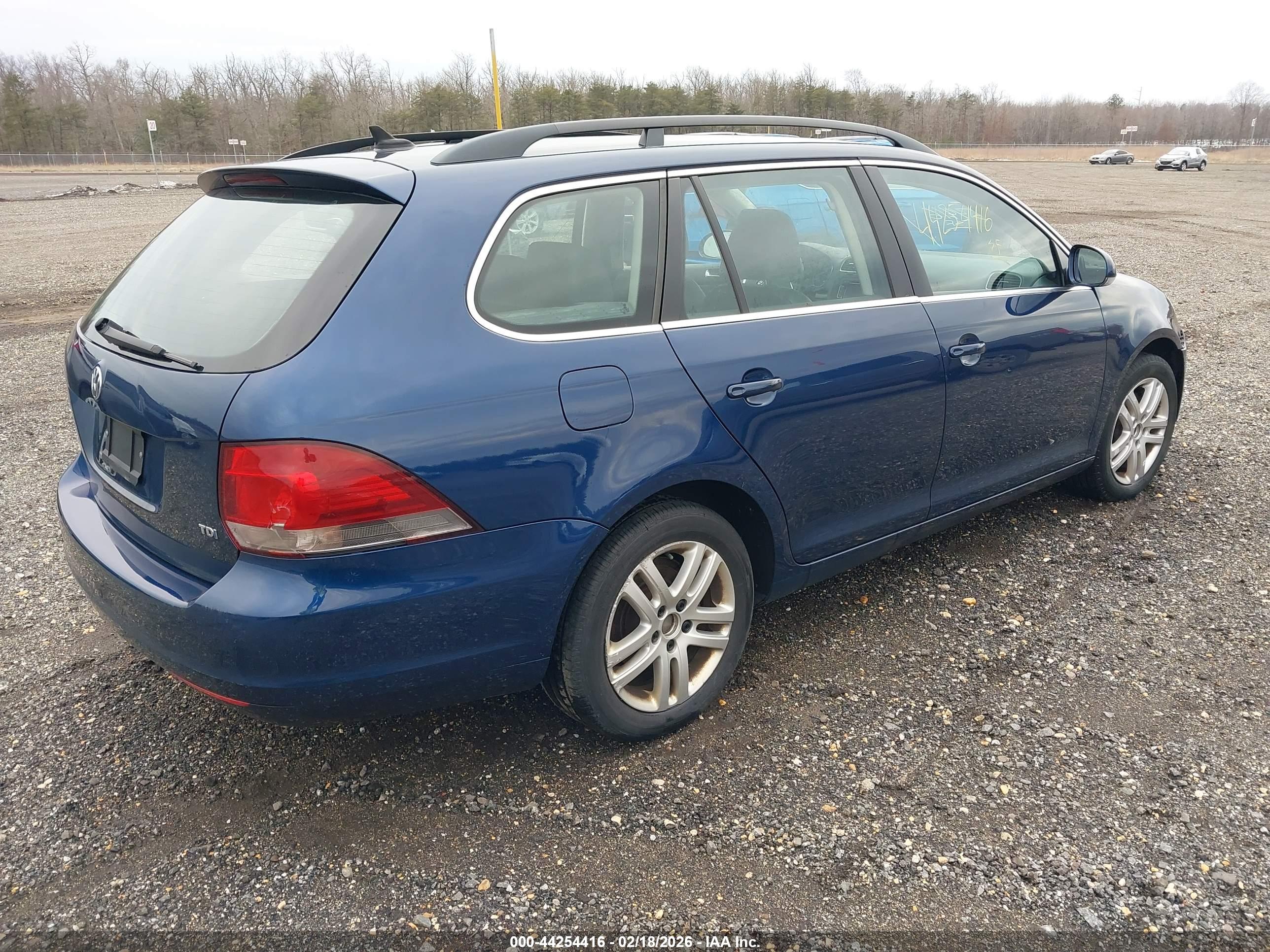VOLKSWAGEN JETTA image 4