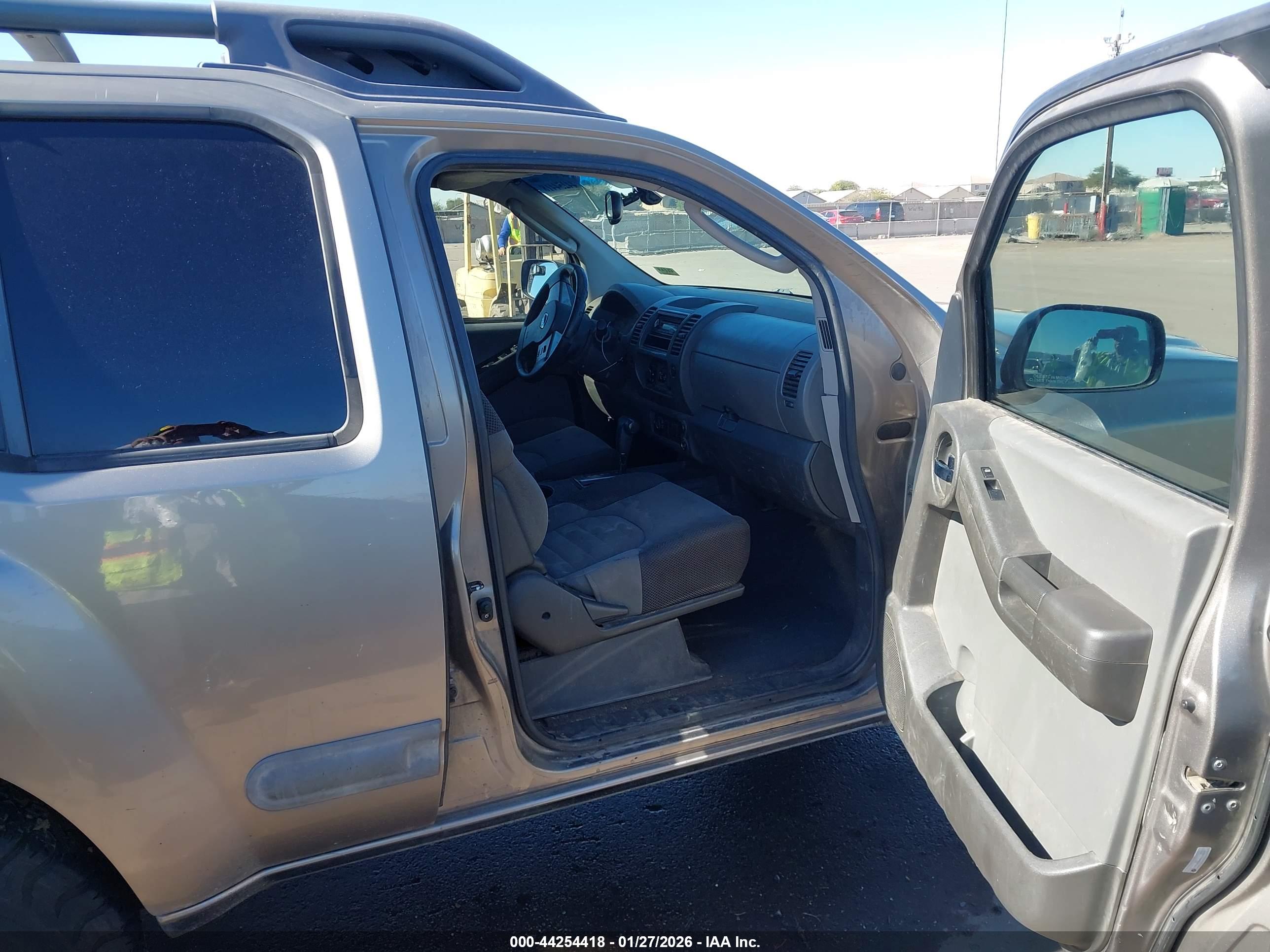 NISSAN XTERRA image 5
