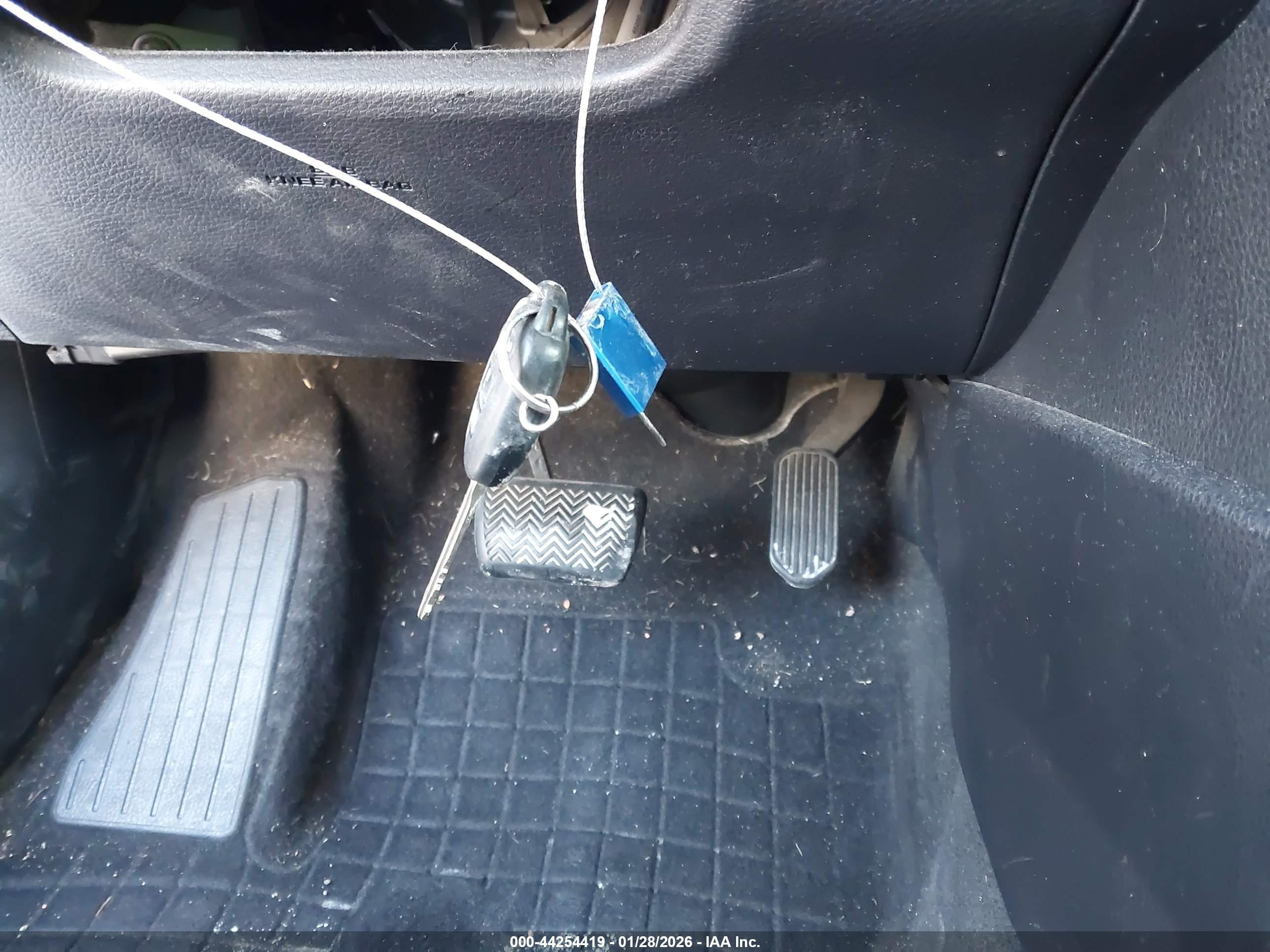 TOYOTA COROLLA image 11