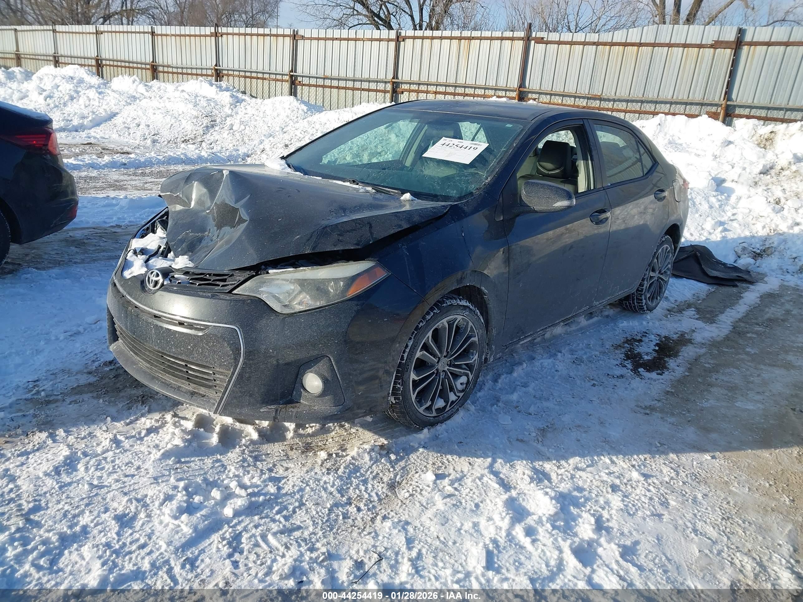 TOYOTA COROLLA image 2
