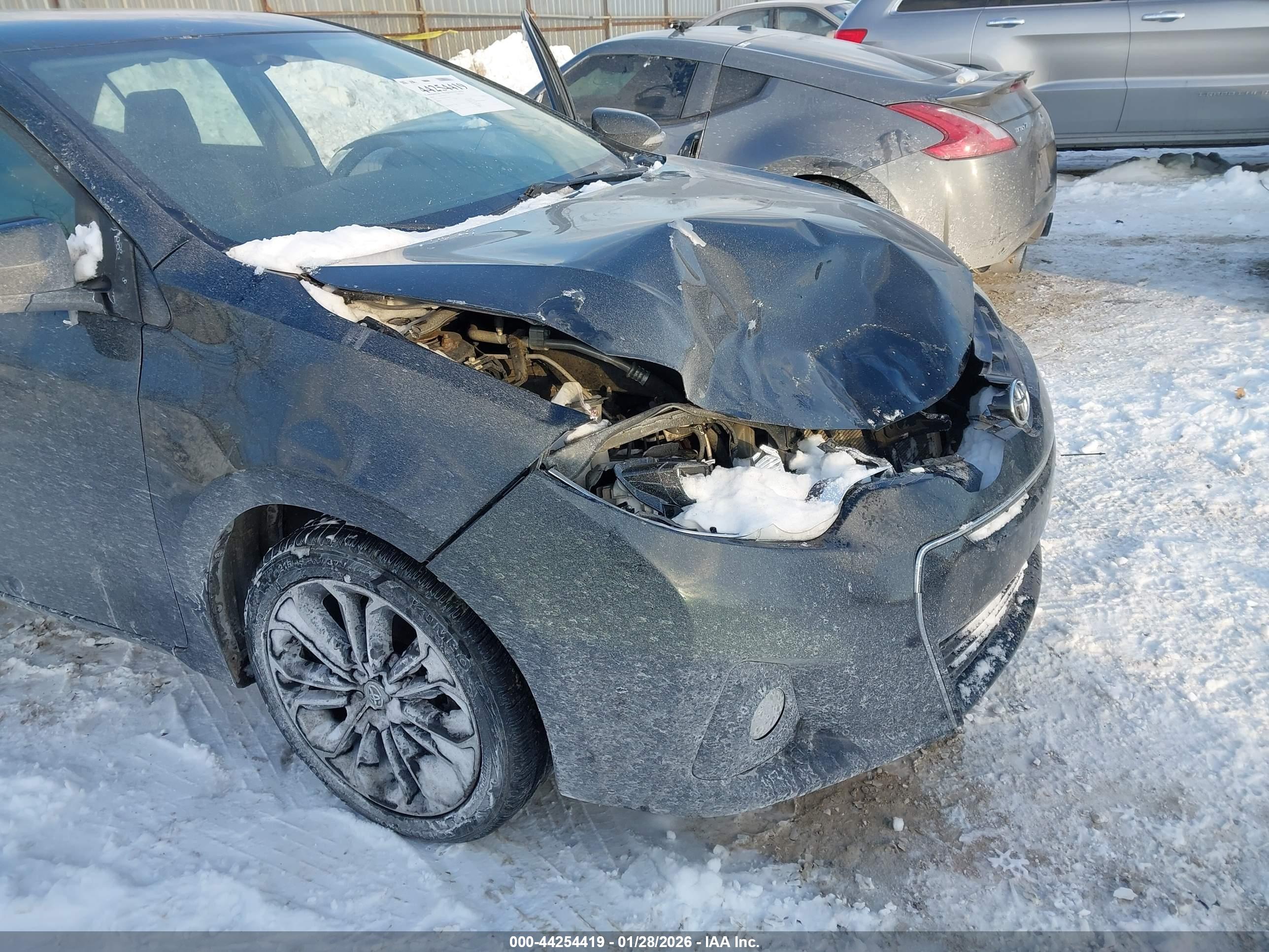 TOYOTA COROLLA image 6