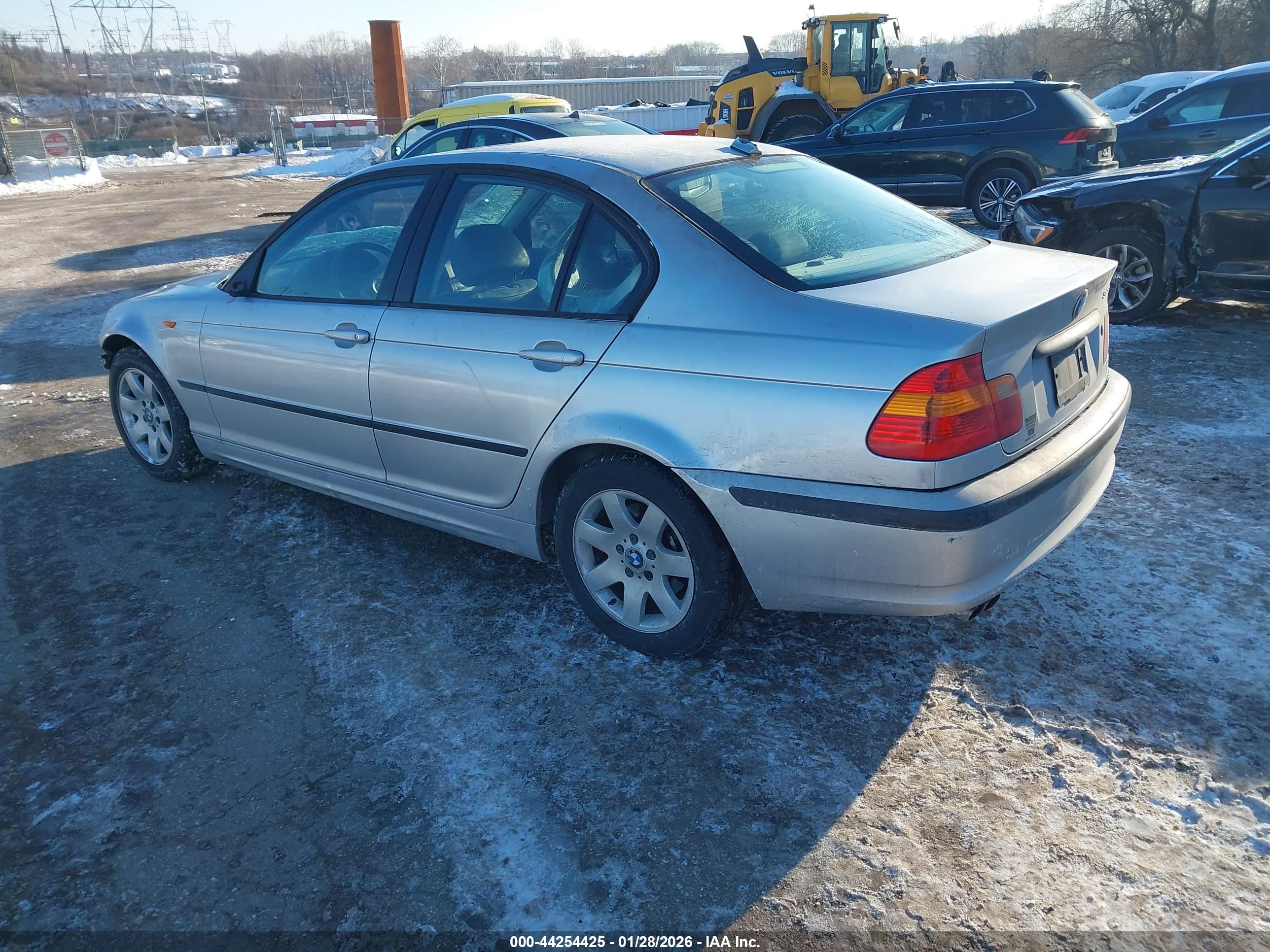 BMW 325I image 3