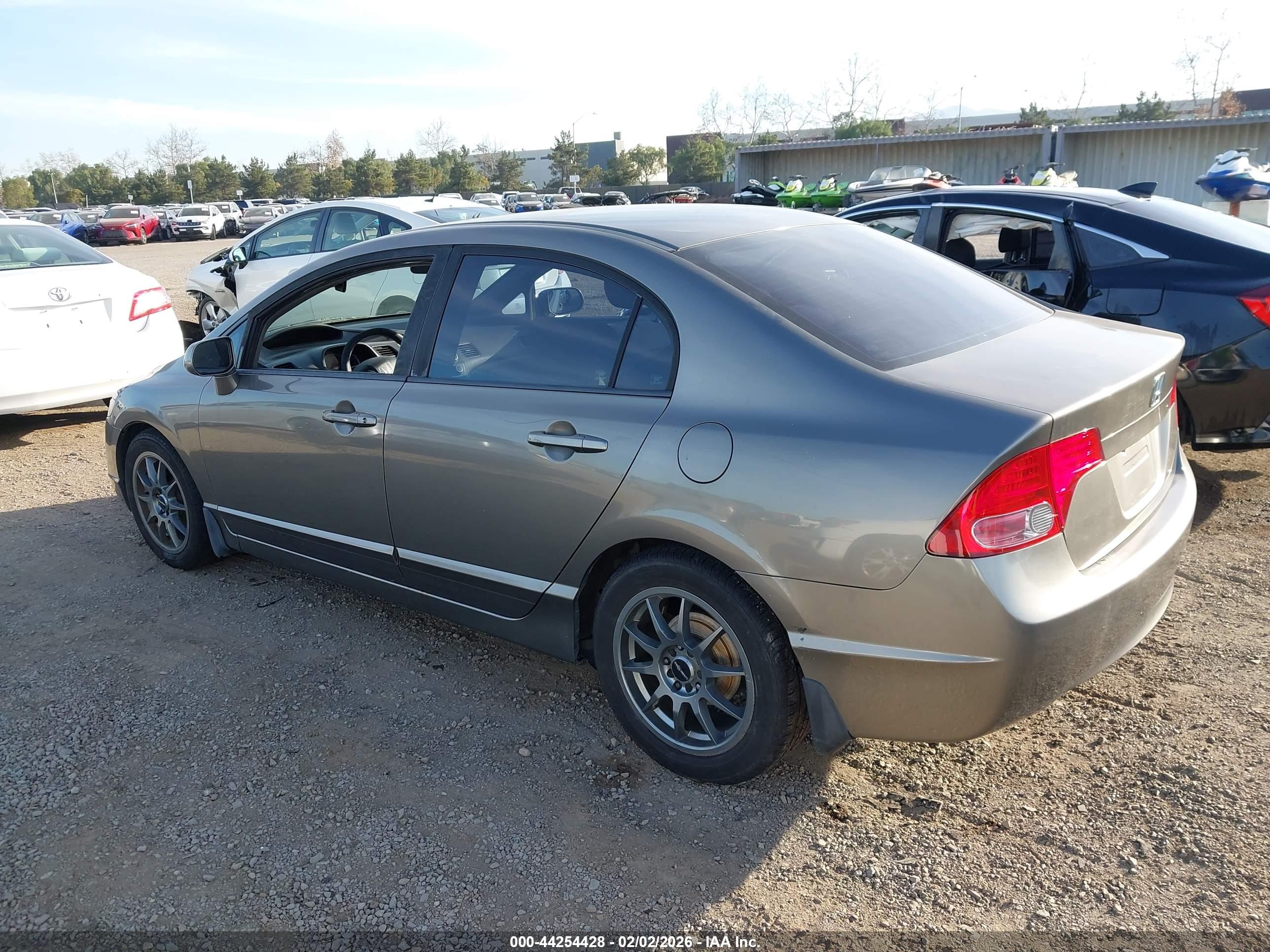 HONDA CIVIC image 3