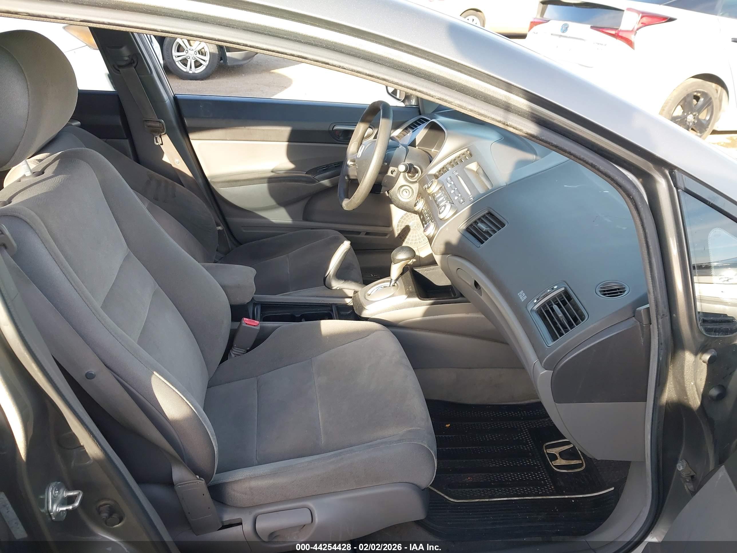 HONDA CIVIC image 5