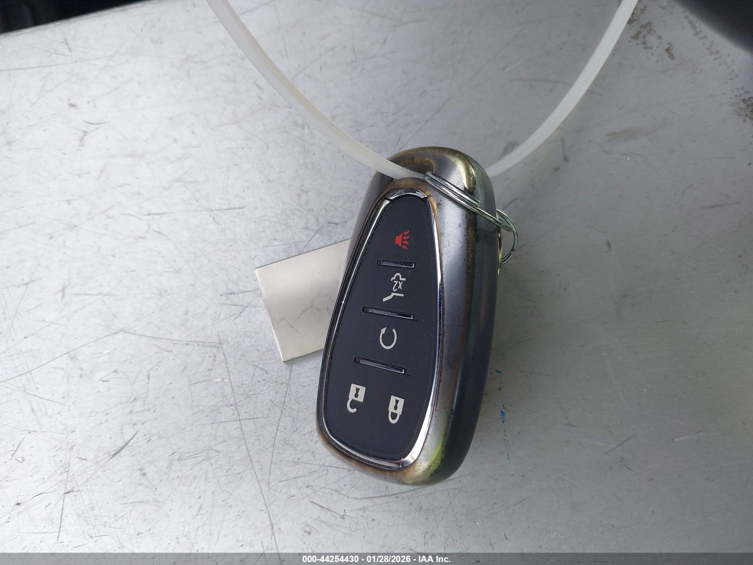 CHEVROLET TRAVERSE image 11