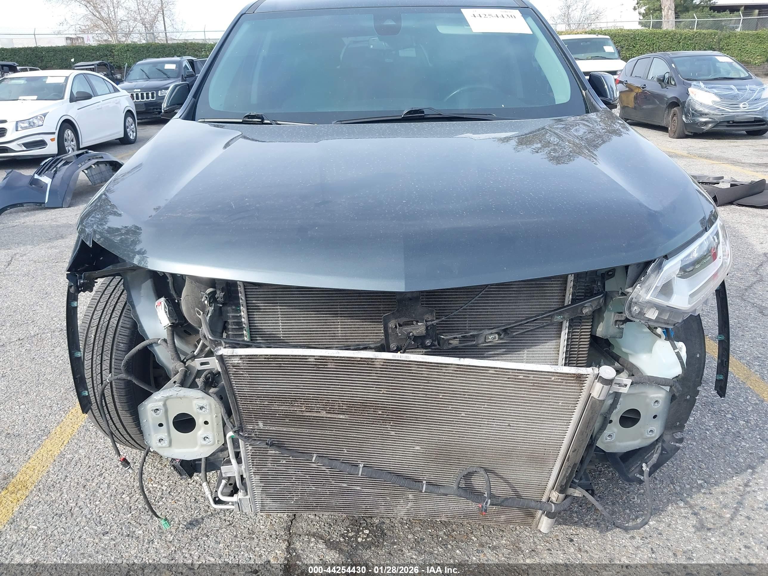 CHEVROLET TRAVERSE image 6