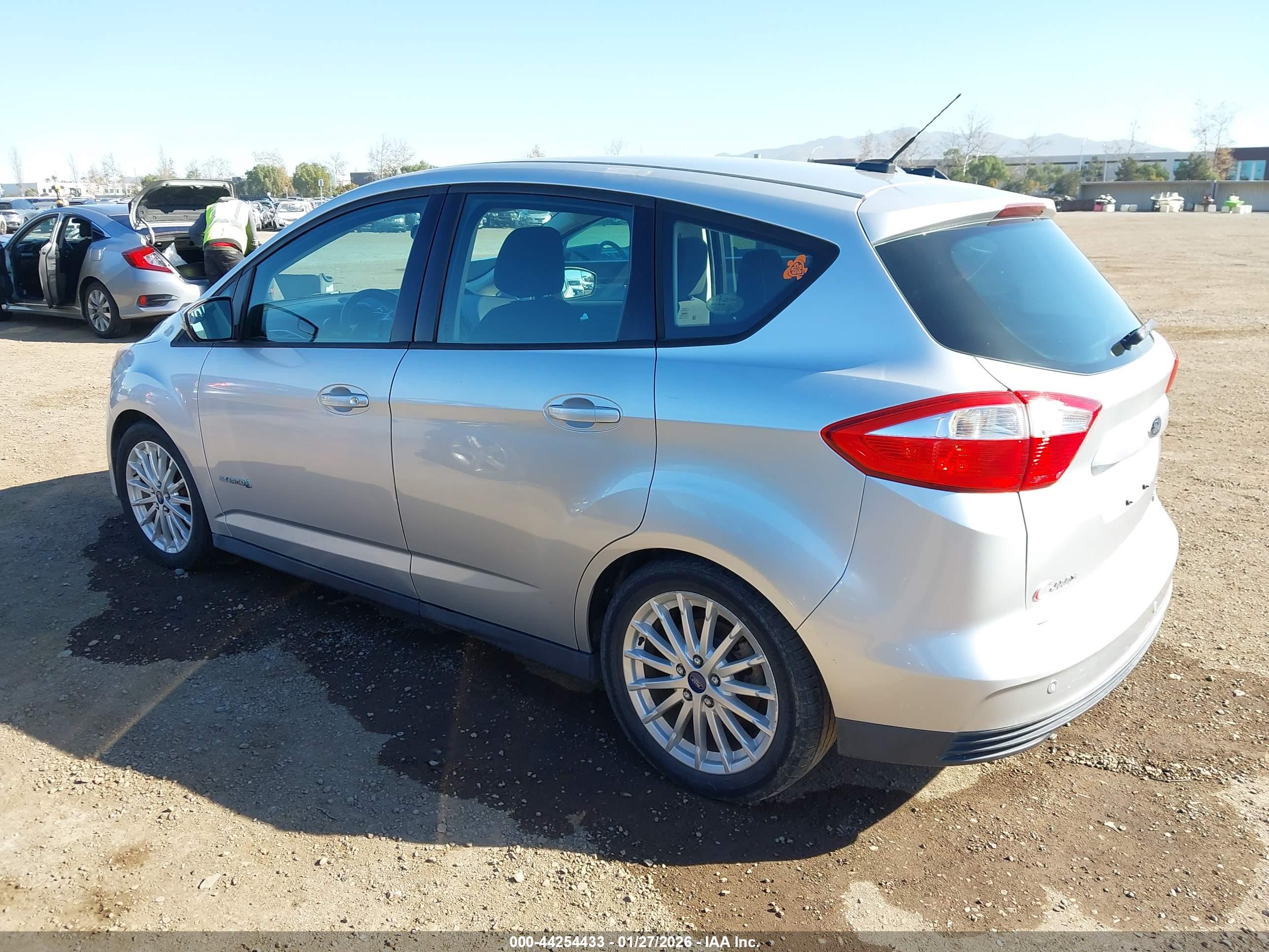 FORD C-MAX image 3