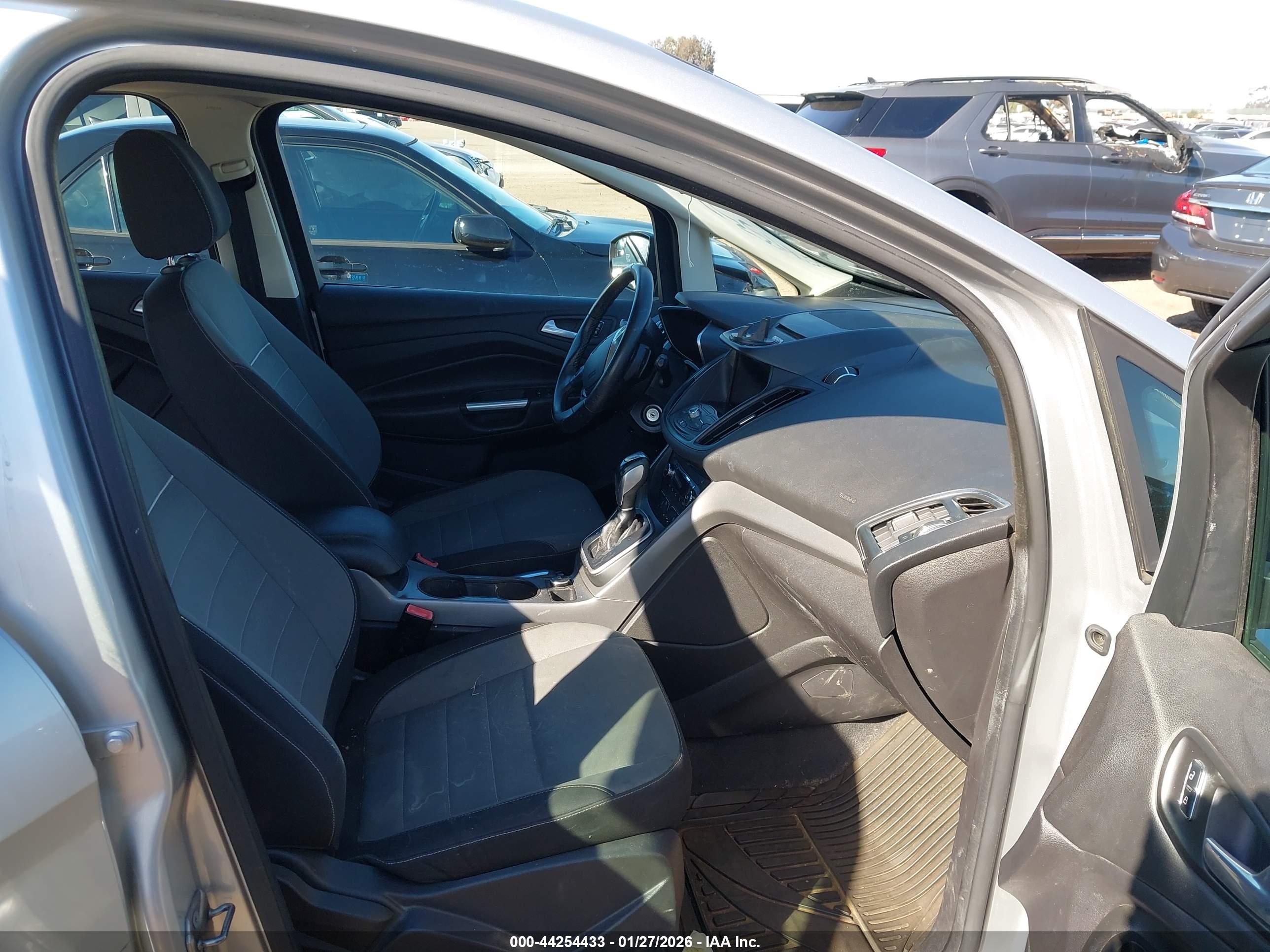 FORD C-MAX image 5