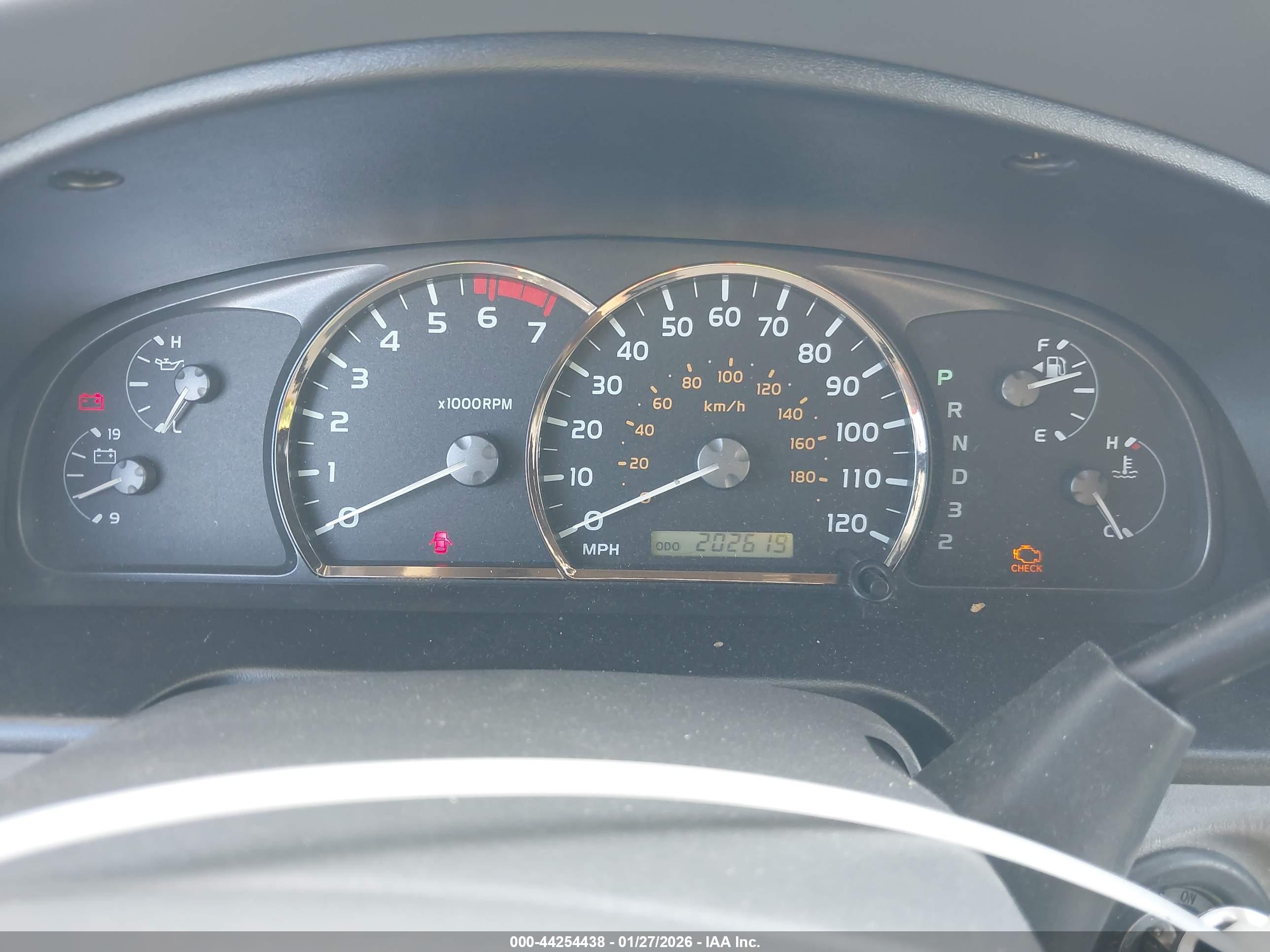 TOYOTA SEQUOIA image 7