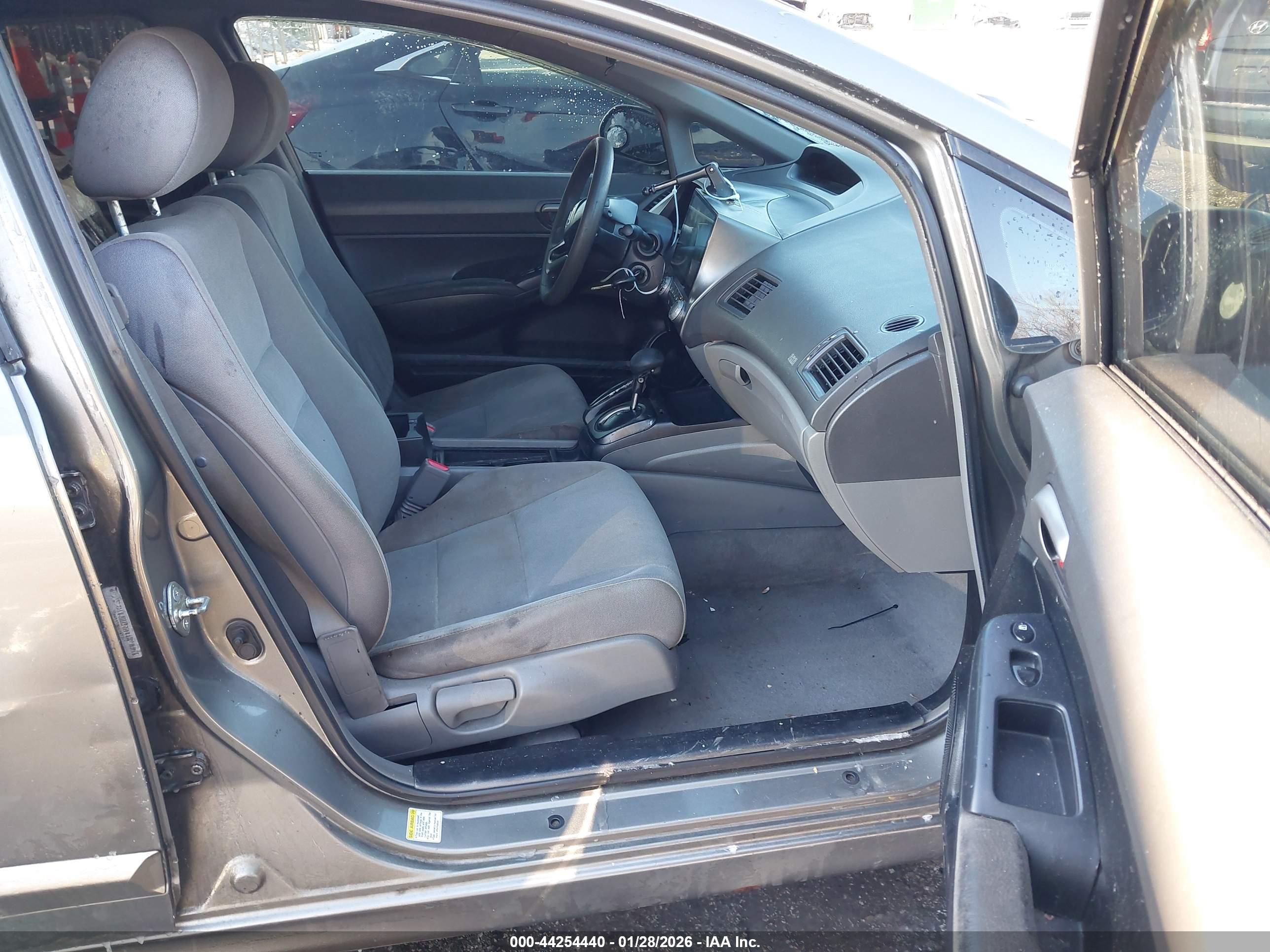 HONDA CIVIC image 5
