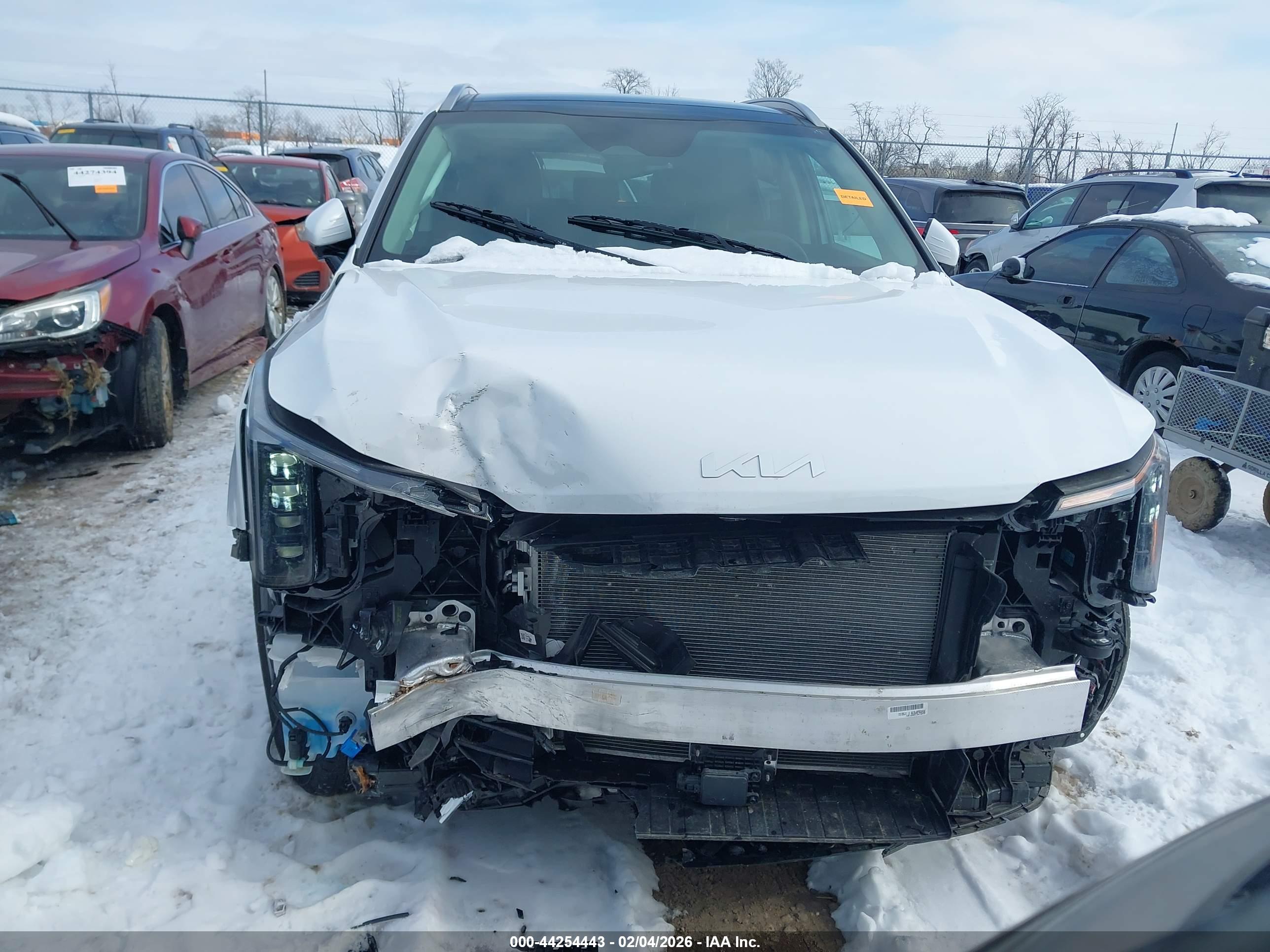 KIA SORENTO image 6