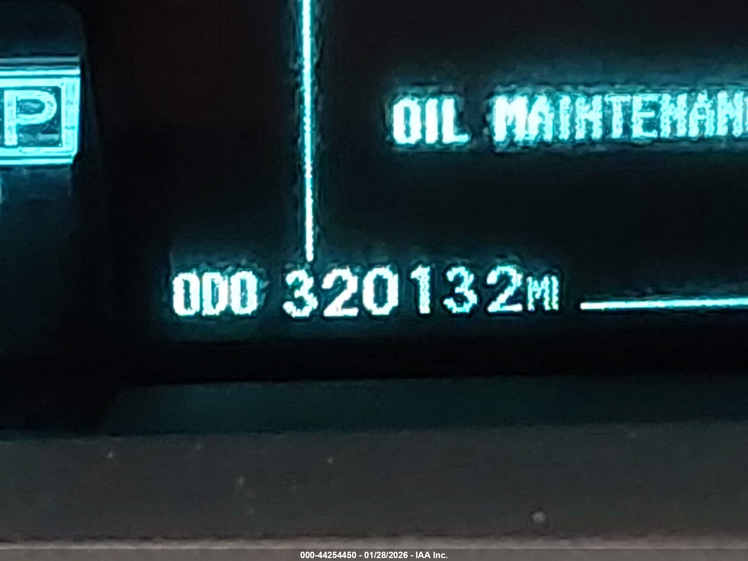 TOYOTA PRIUS image 7