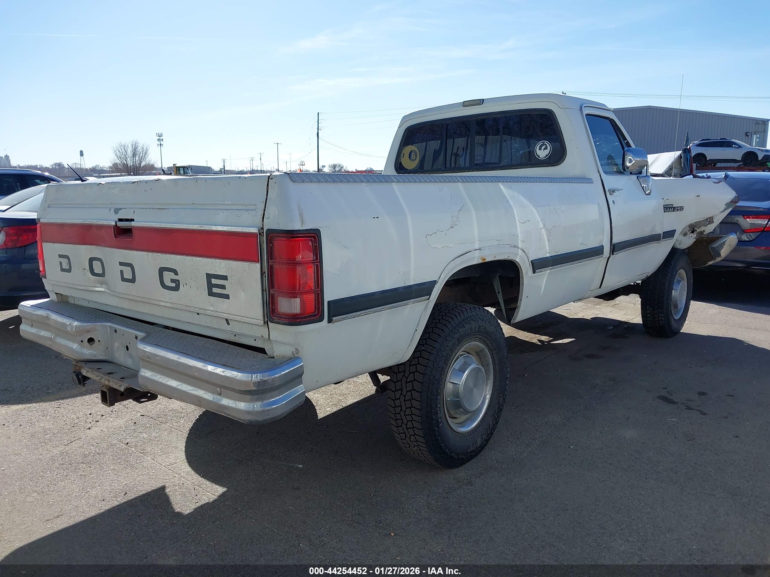 DODGE W-SERIES image 4