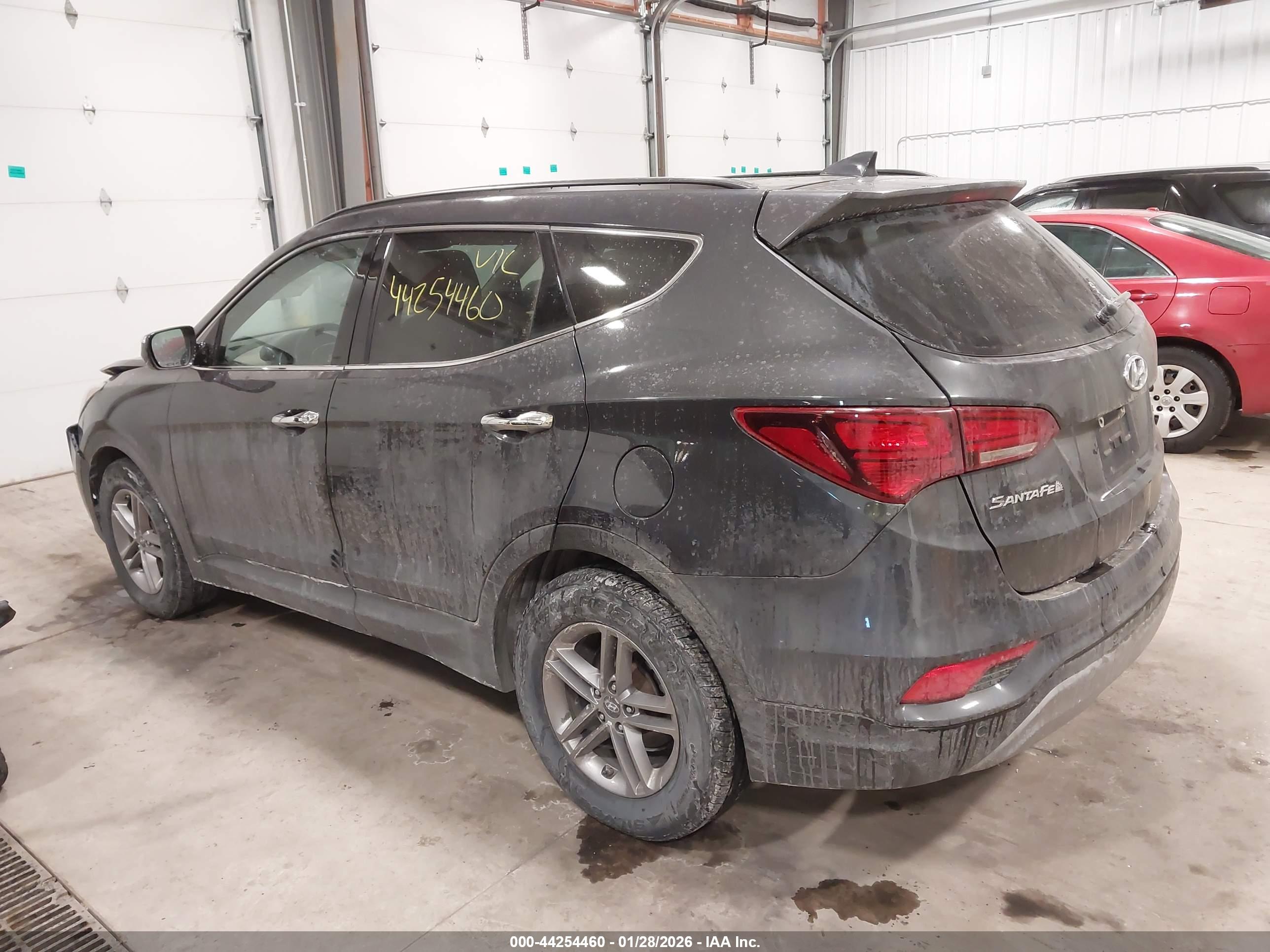 HYUNDAI SANTA image 3