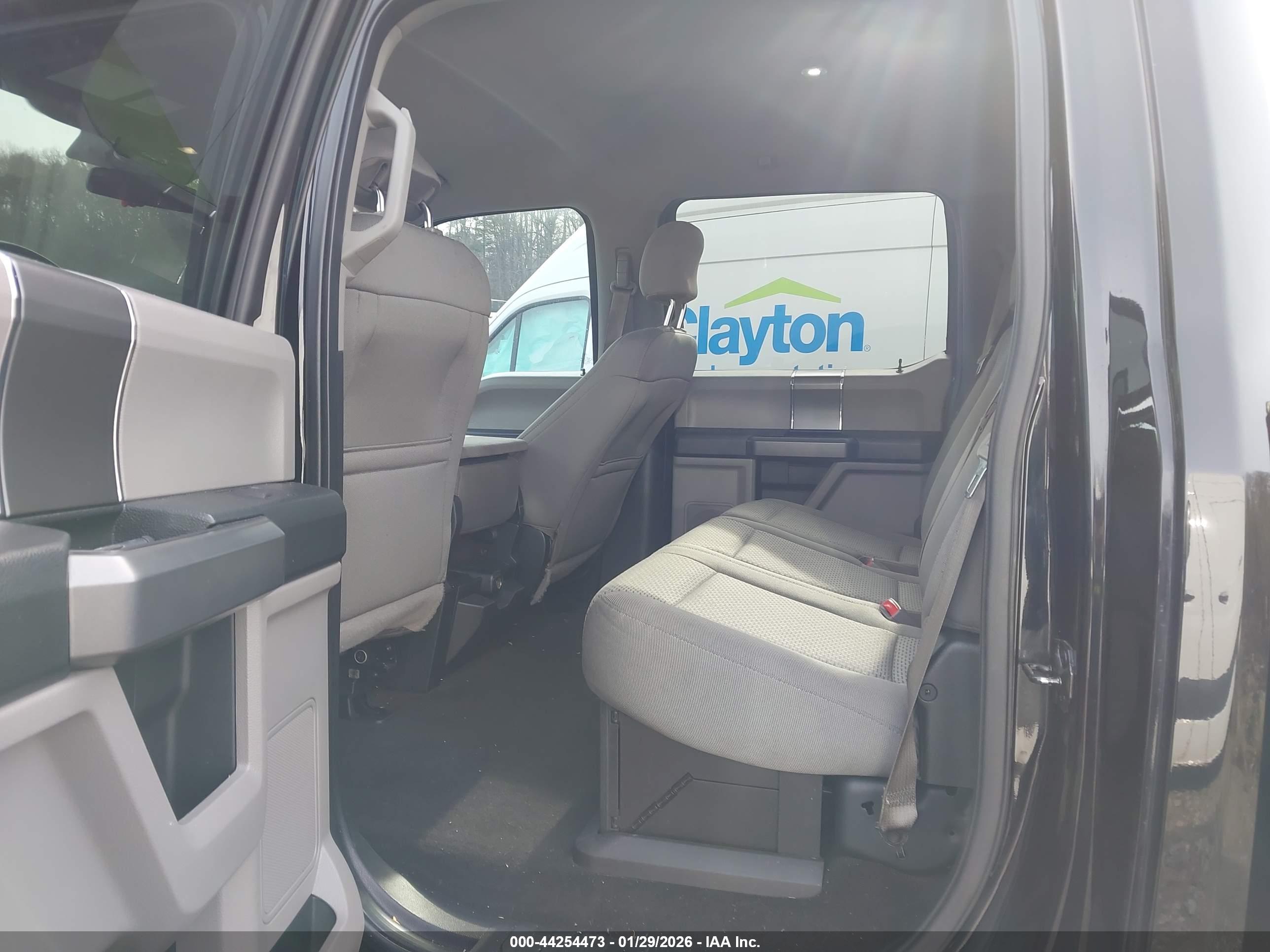 FORD F-250 image 8