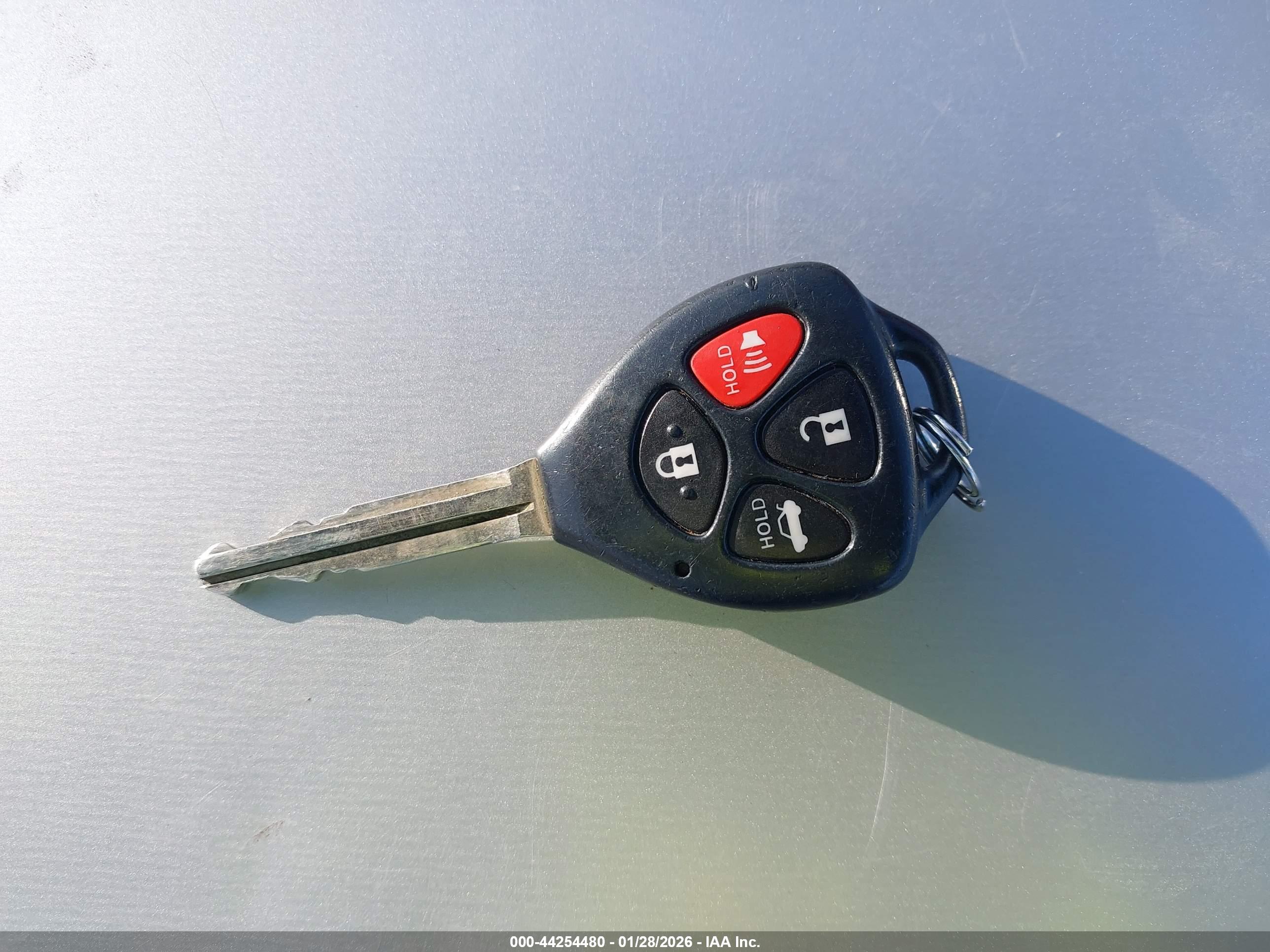 TOYOTA COROLLA image 11
