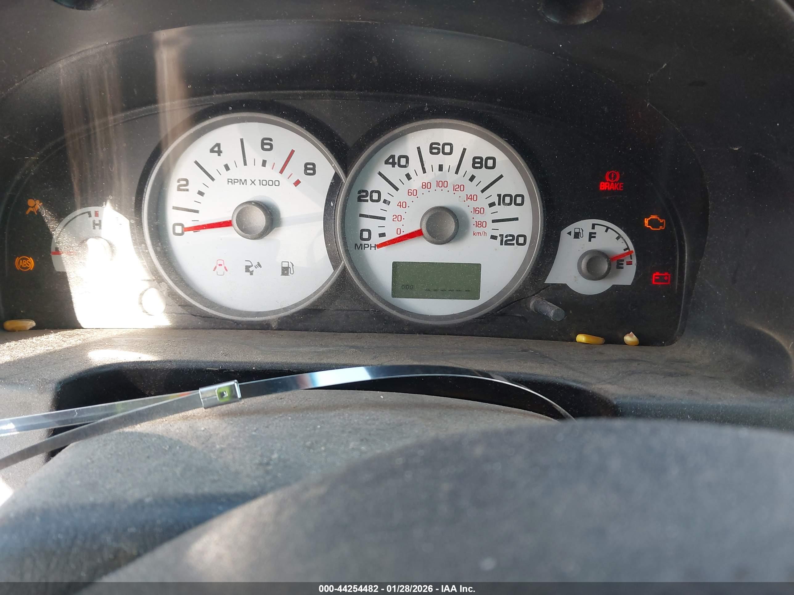 FORD ESCAPE image 7